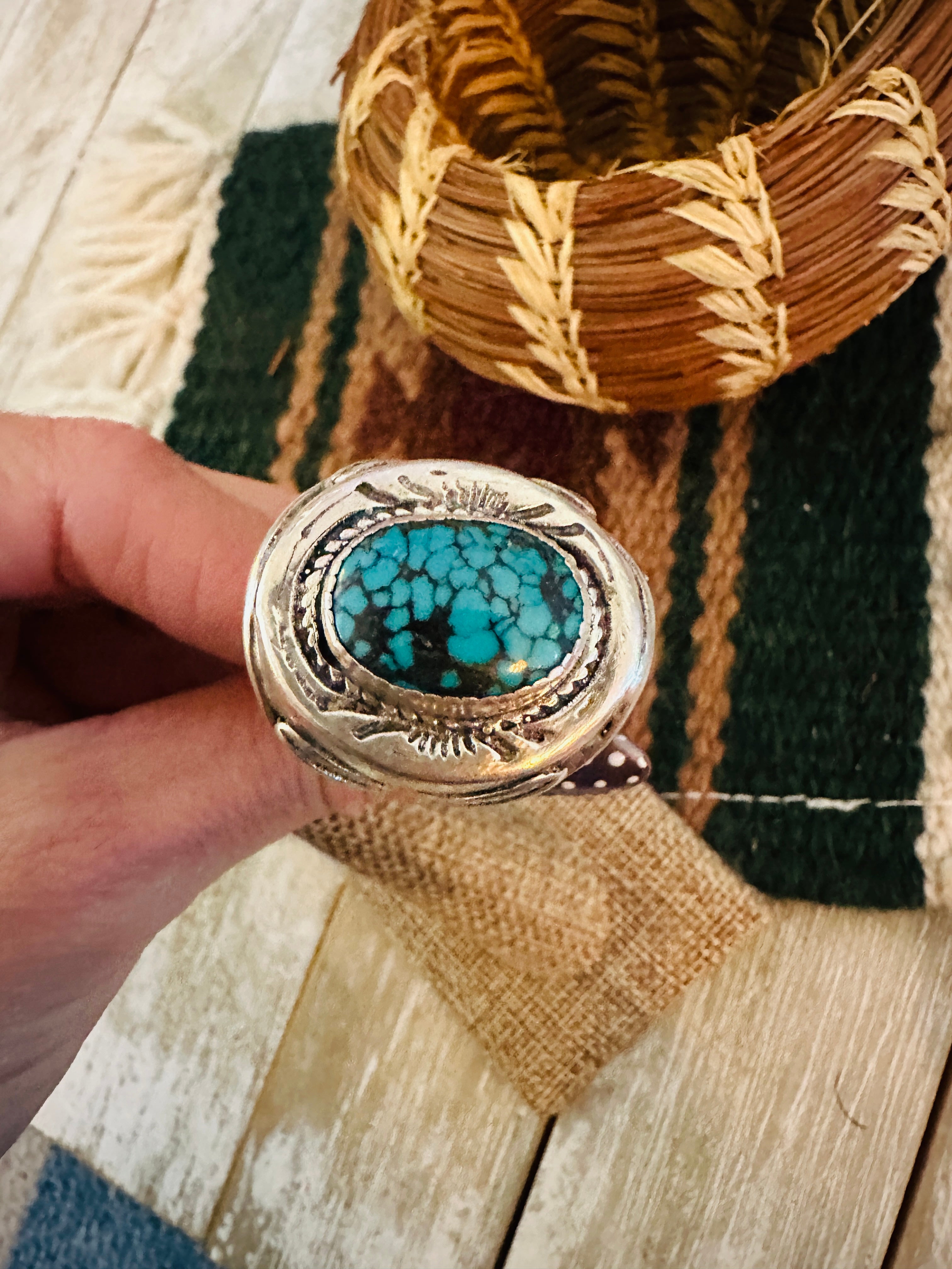 Old Pawn Handcrafted Turquoise & Sterling Silver Ring Size 9.5