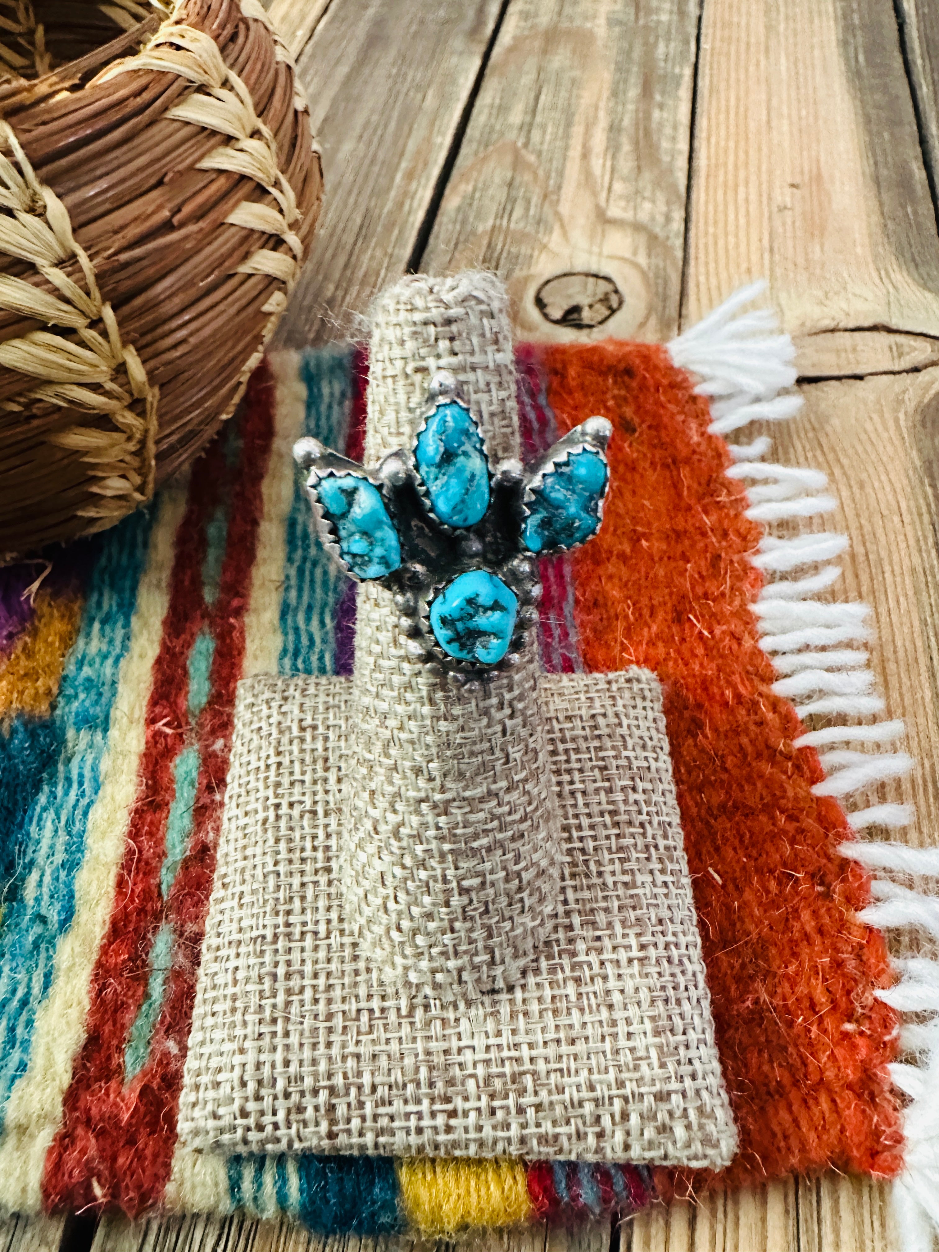 Old Pawn Handcrafted Turquoise & Sterling Silver Ring Size 5.5