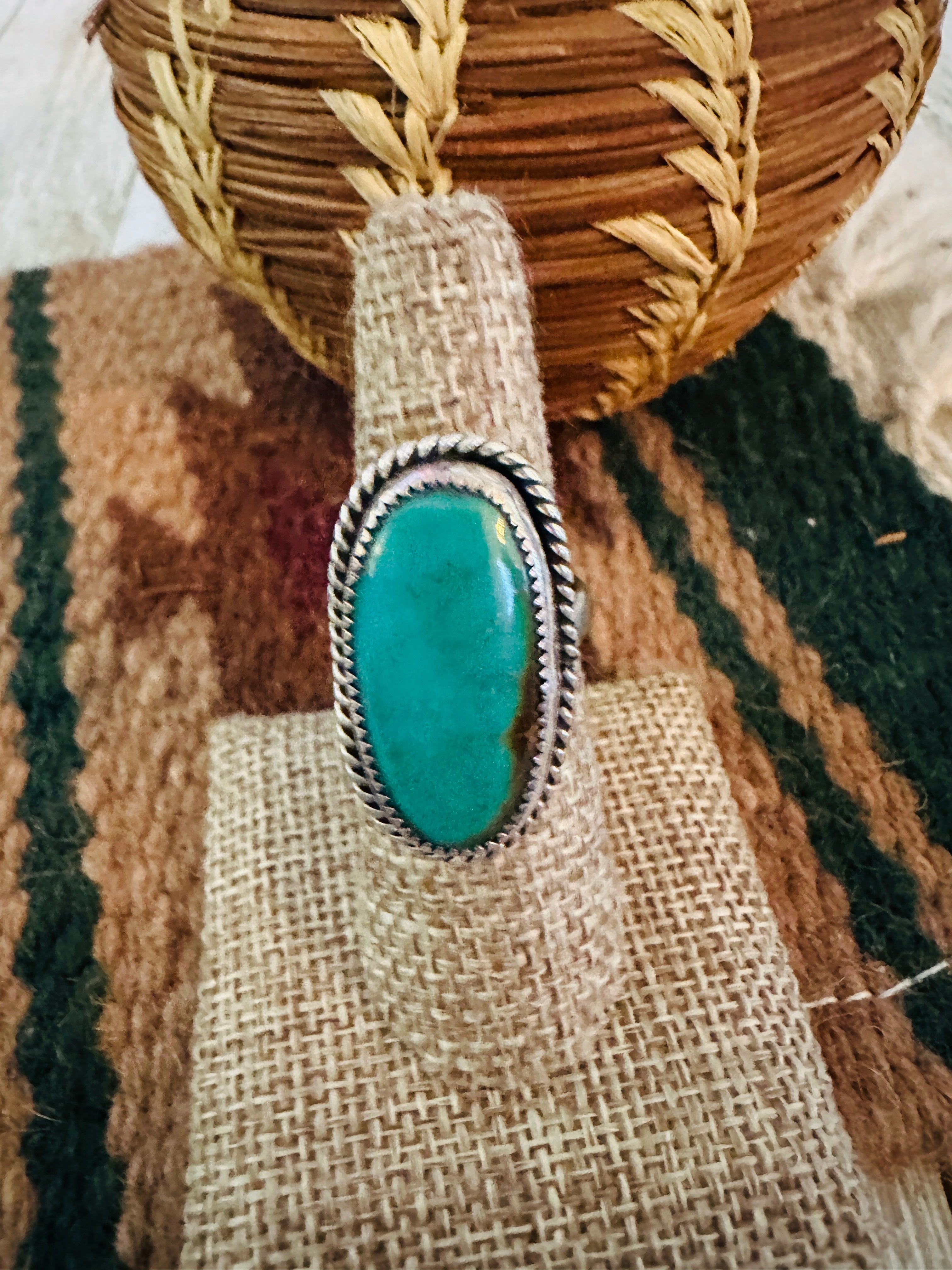 Old Pawn Handcrafted Turquoise & Sterling Silver Ring Size 6.75