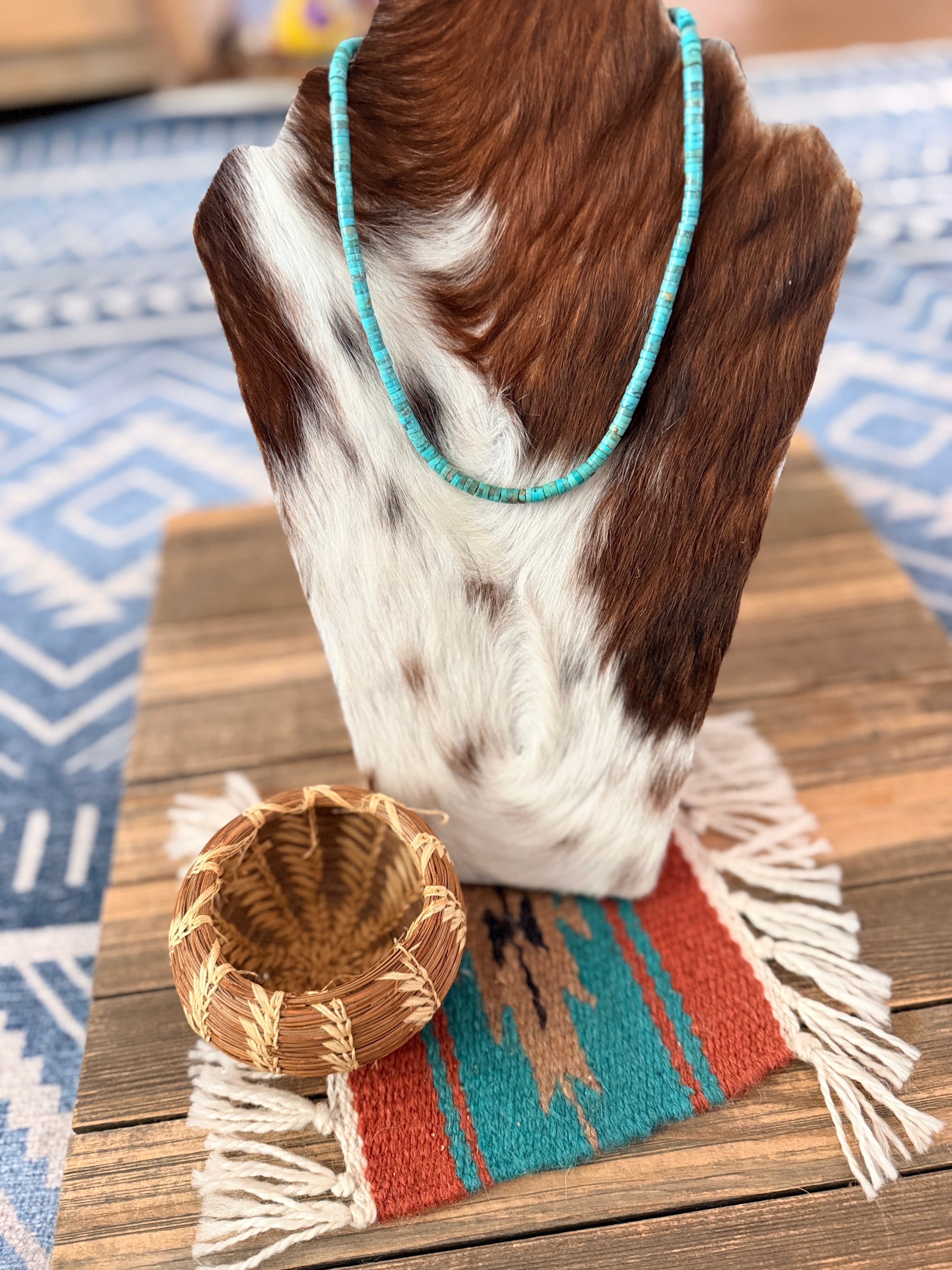 Old Pawn Handcrafted Turquoise Beaded 16” Necklace