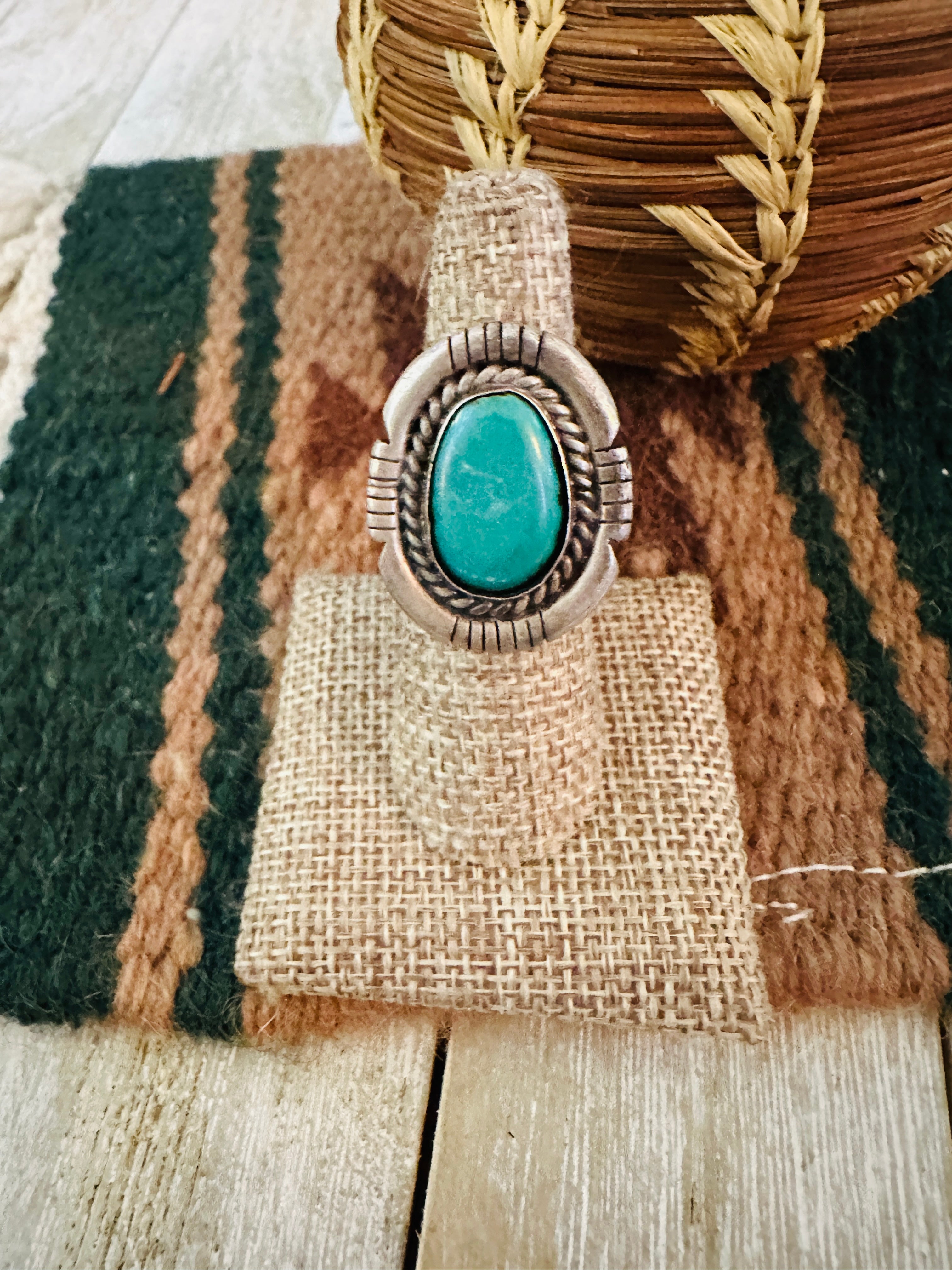 Old Pawn Handcrafted Turquoise & Sterling Silver Ring Size 7