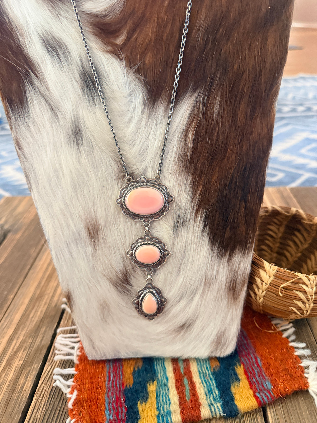 Handcrafted Queen Pink Conch & Sterling Silver Lariat Necklace by Larry Kaye