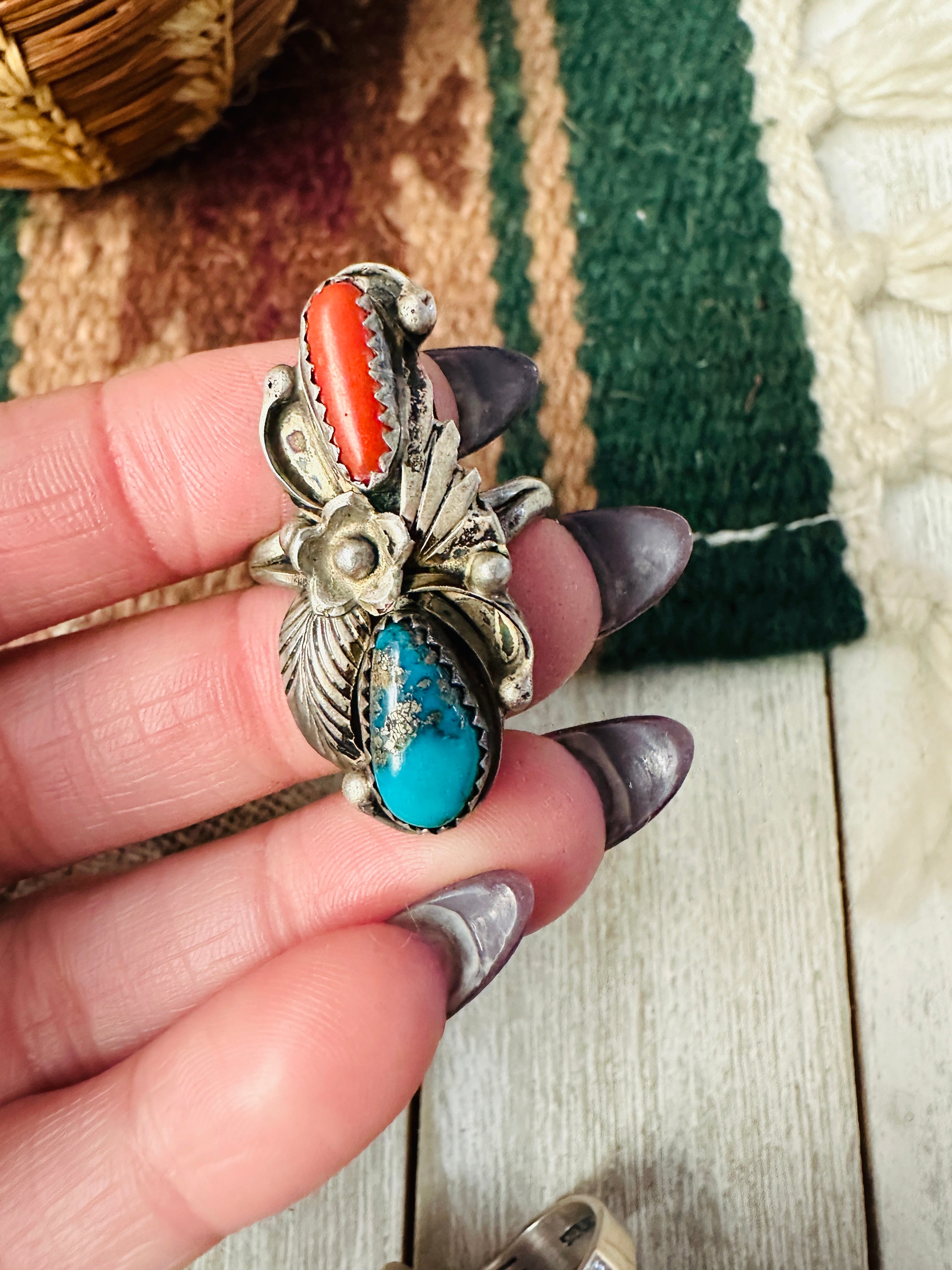 Old Pawn Handcrafted Turquoise, Coral & Sterling Silver Ring Size 6.5