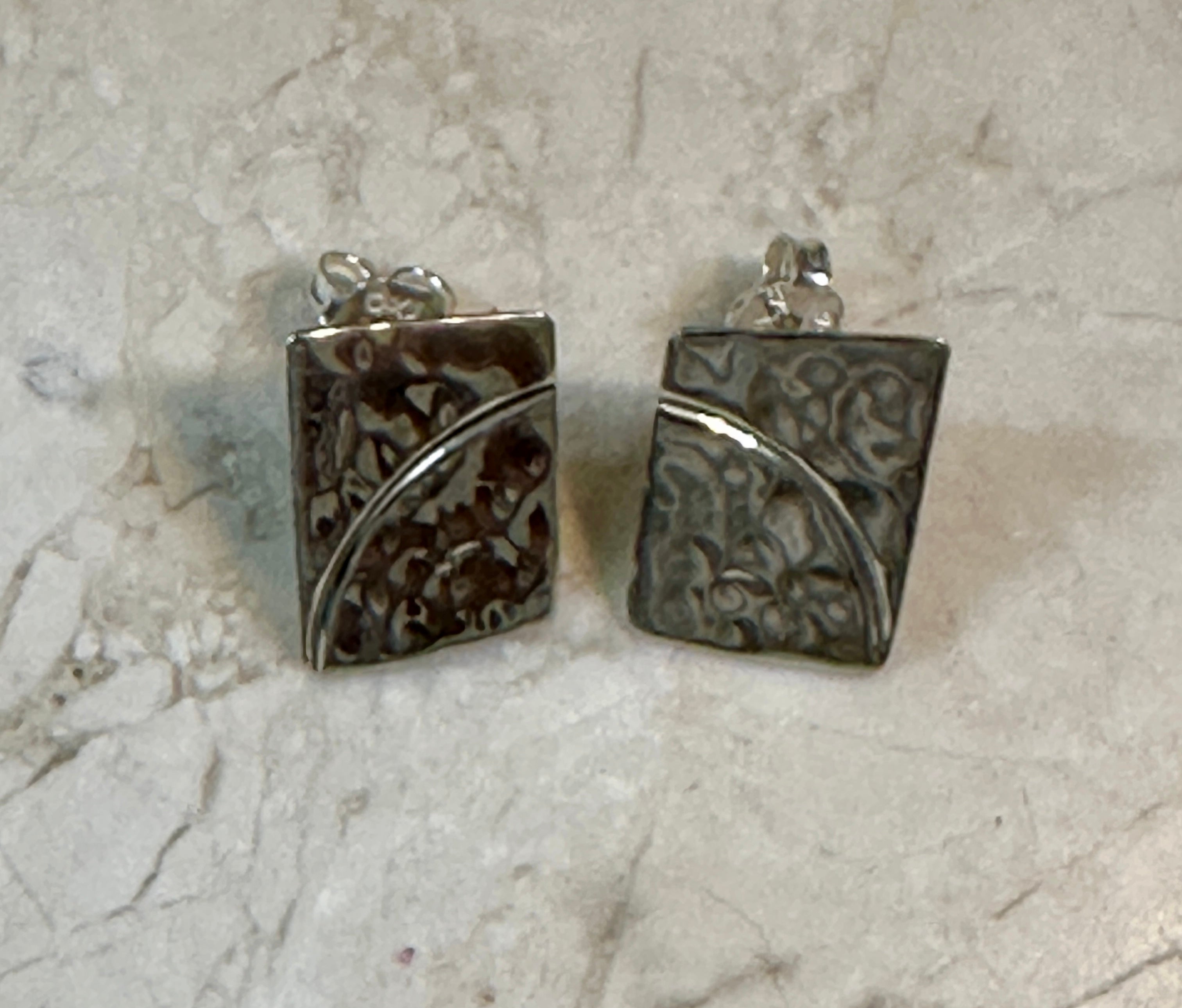 Hammered Puzzle Earrings on Post