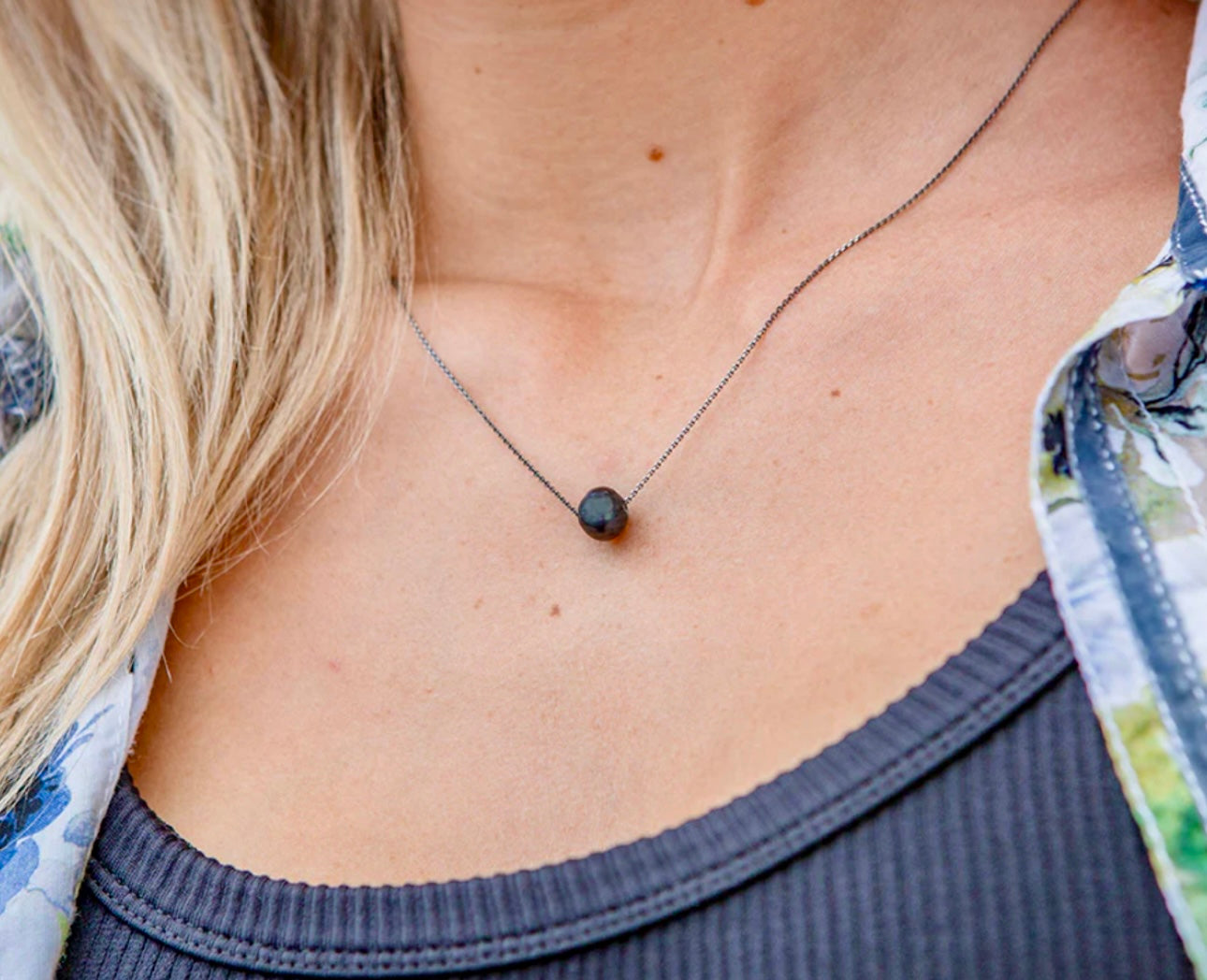 Black Pearl On Oxidized Chain