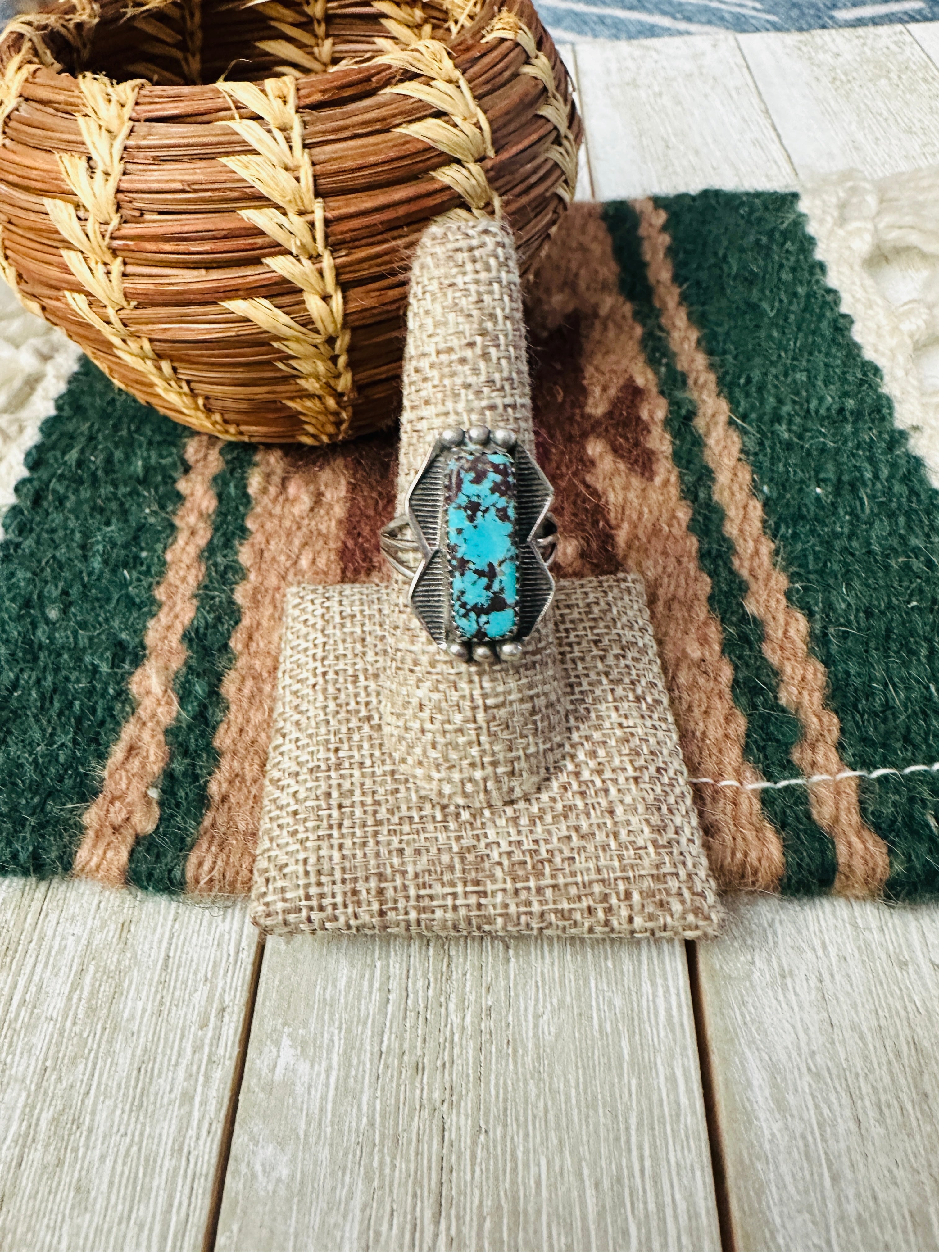 Old Pawn Handcrafted Turquoise & Sterling Silver Ring Size 9