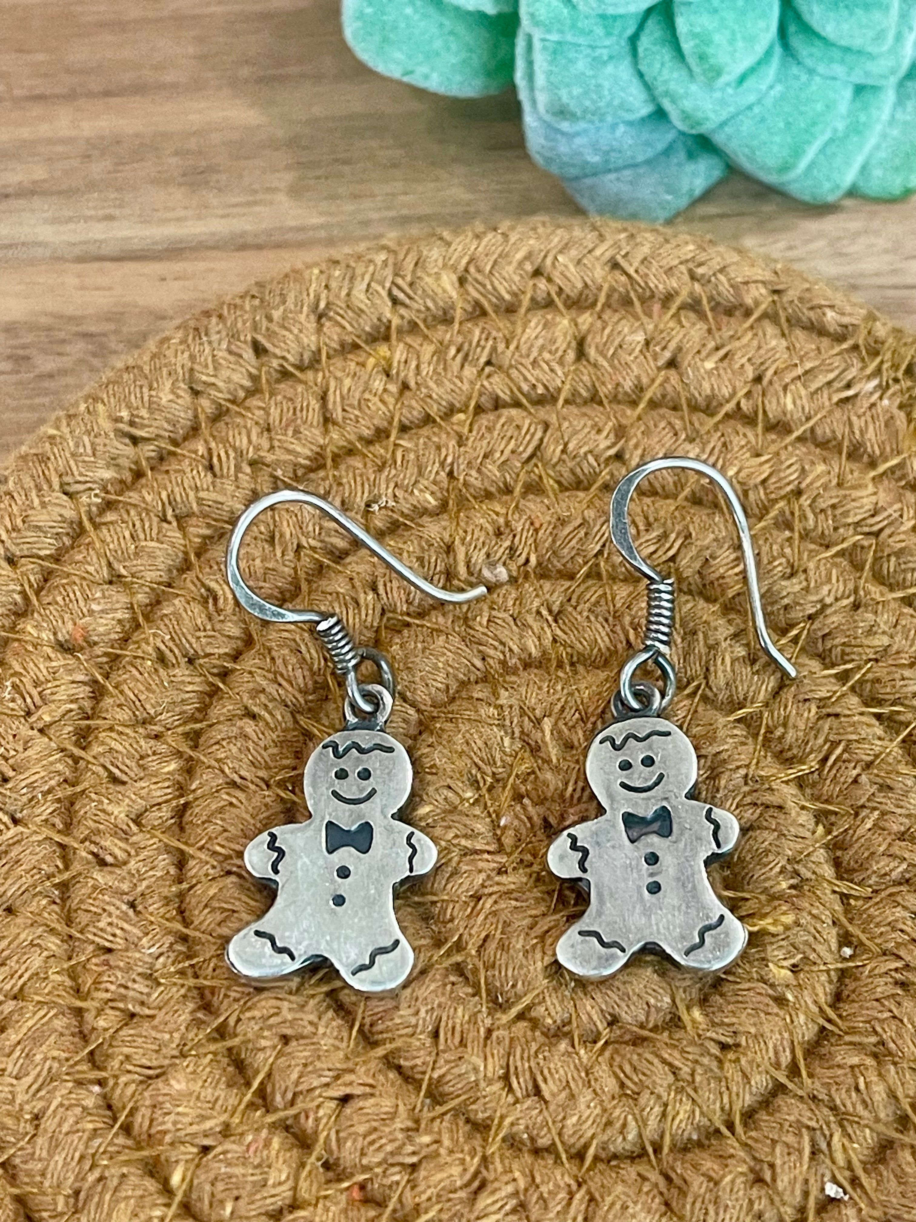 The Bijoux Vault Vintage Silver Gingerbread Man Earrings & Pendant set