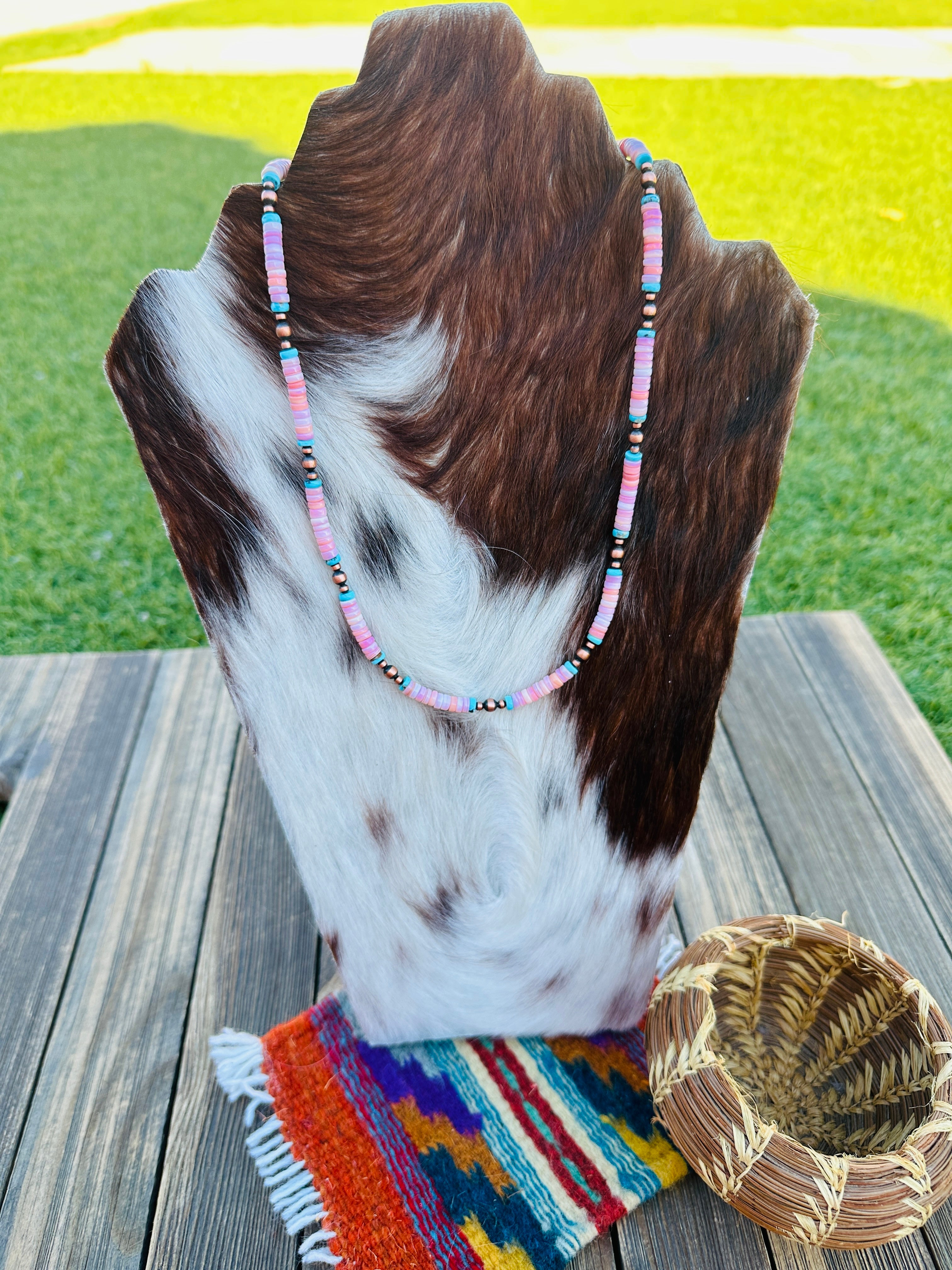 Handcrafted Queen Pink Conch, Turquoise & Copper 18” Beaded Necklace