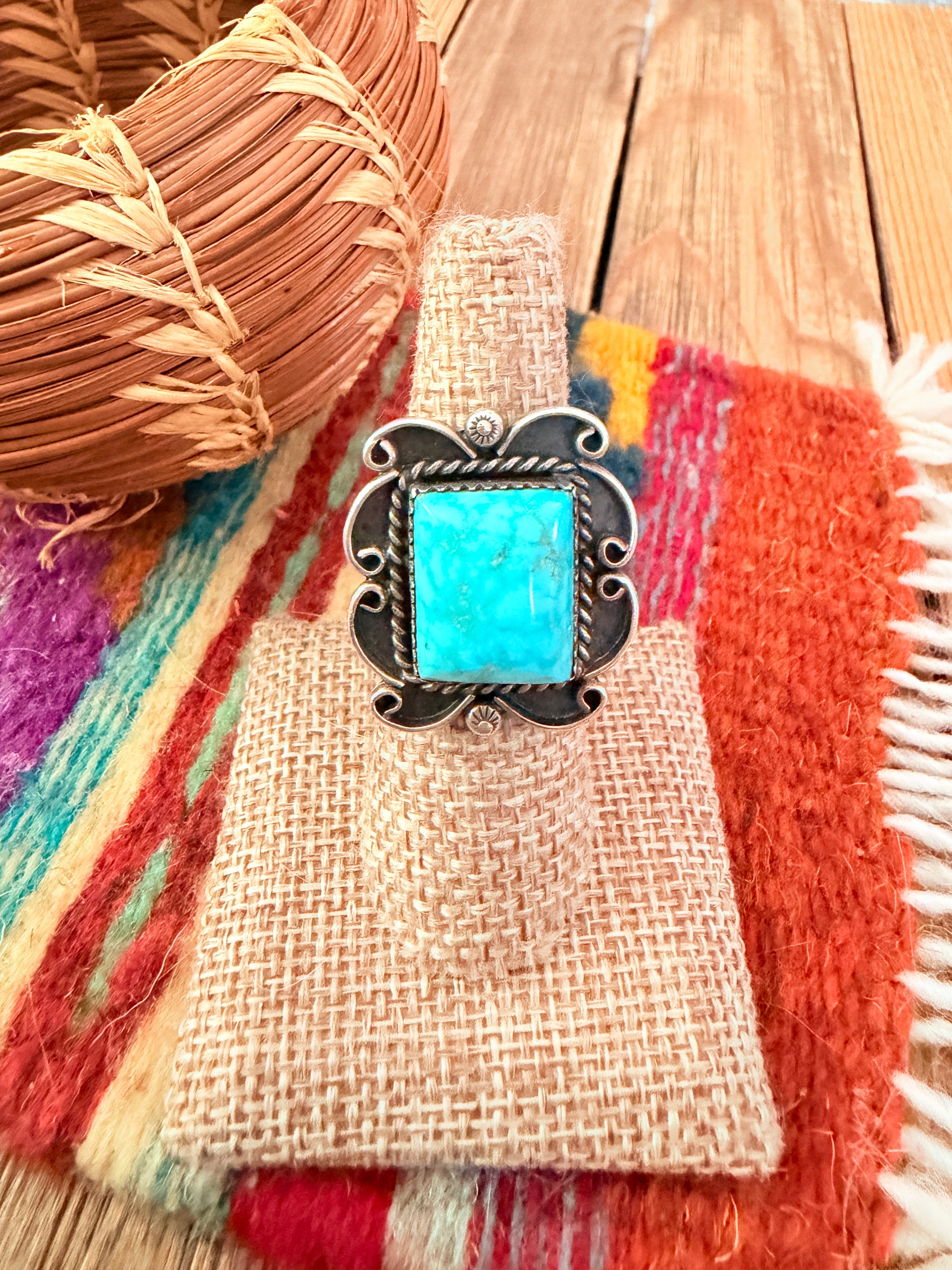 Old Pawn Handcrafted Turquoise & Sterling Silver Ring Size 7