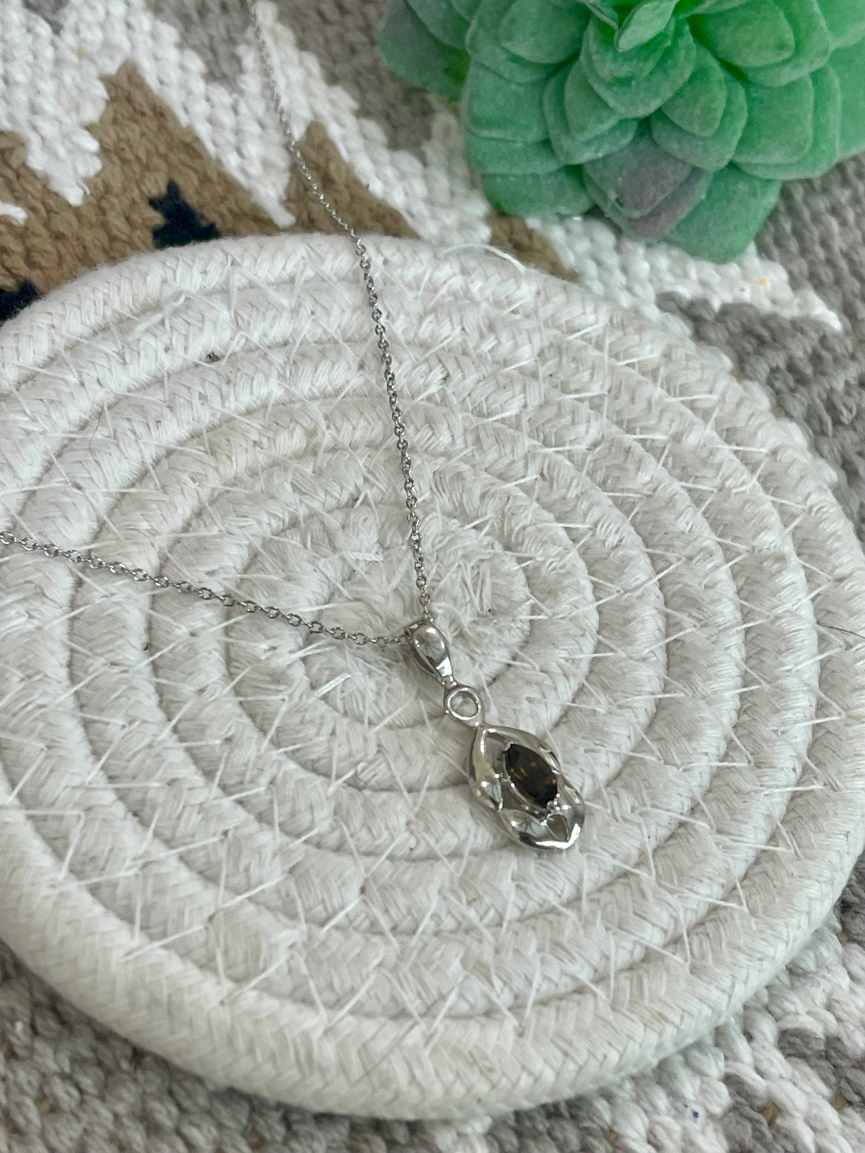 The Bijoux Vault Vintage Silver Chain Necklace