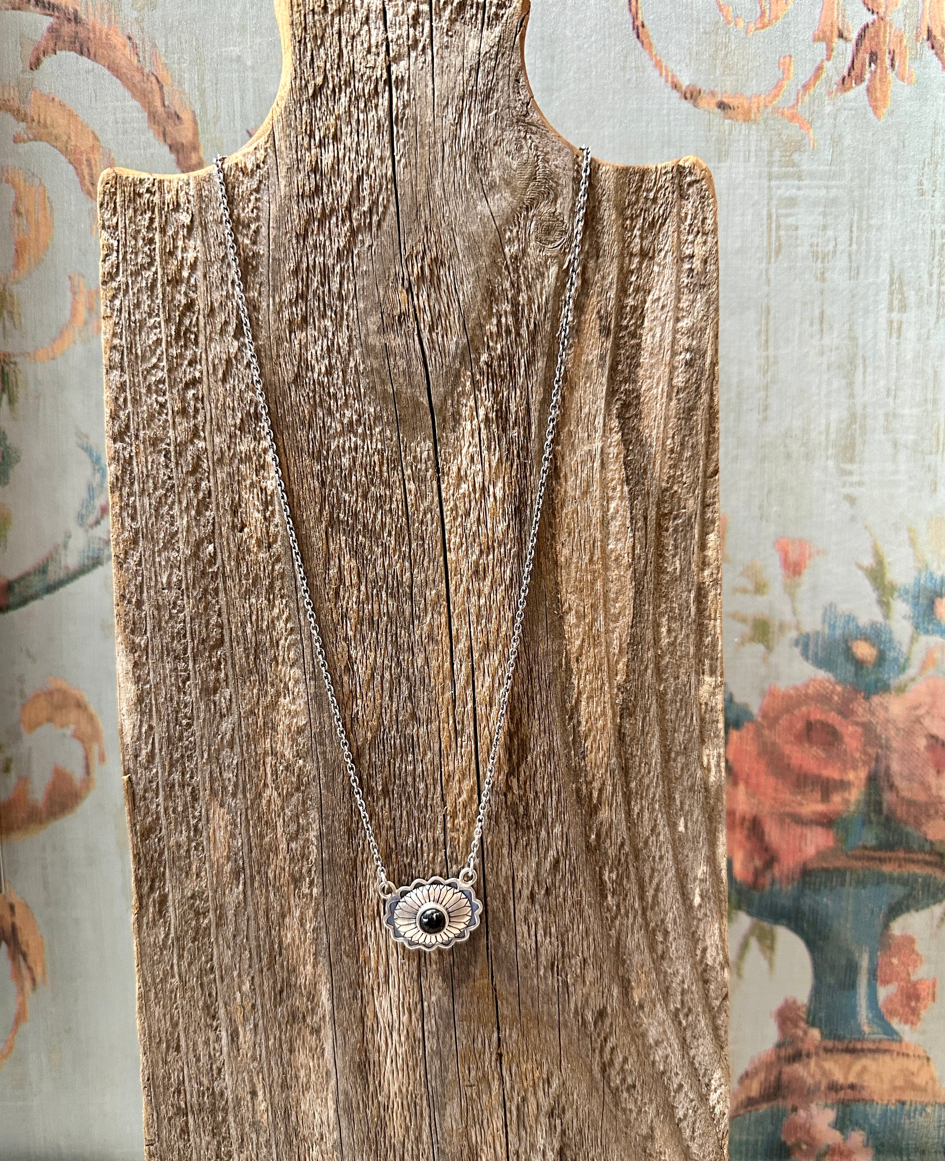 Handmade Sterling Silver White Buffalo Necklace Signed Nizhoni- more black