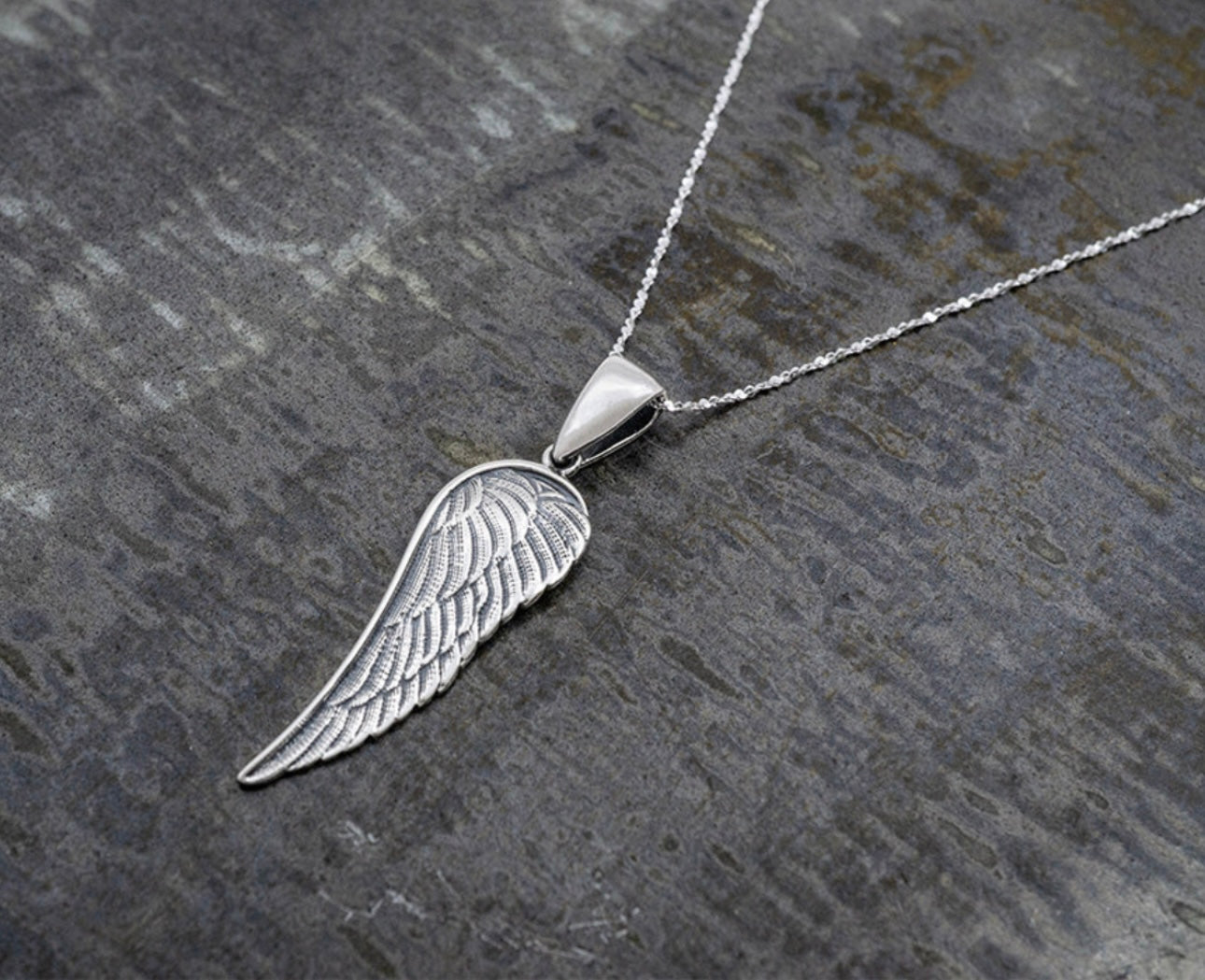 Single Angel Wing Pendant Necklace