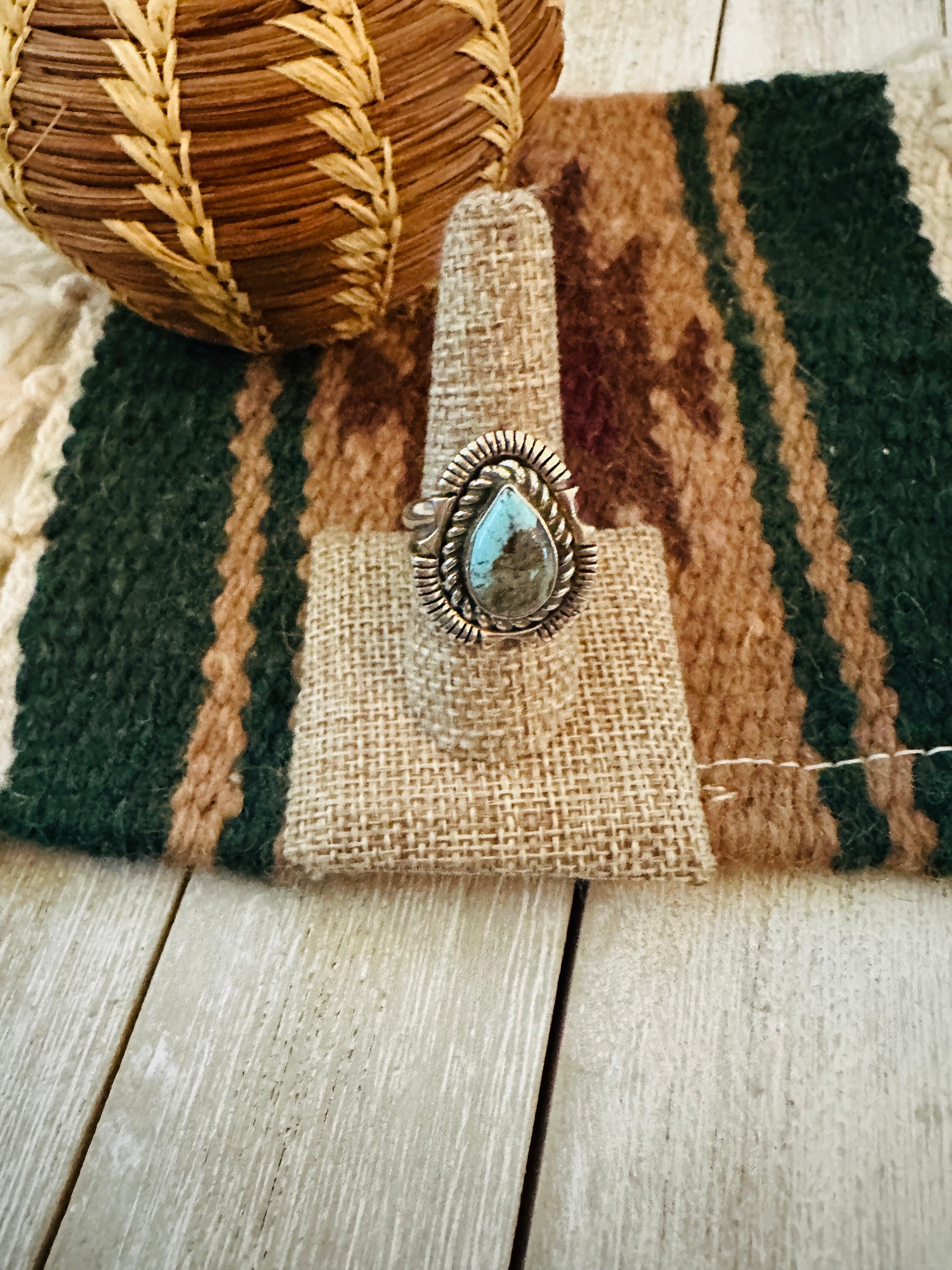 Old Pawn Handcrafted Turquoise & Sterling Silver Ring Size 9.25