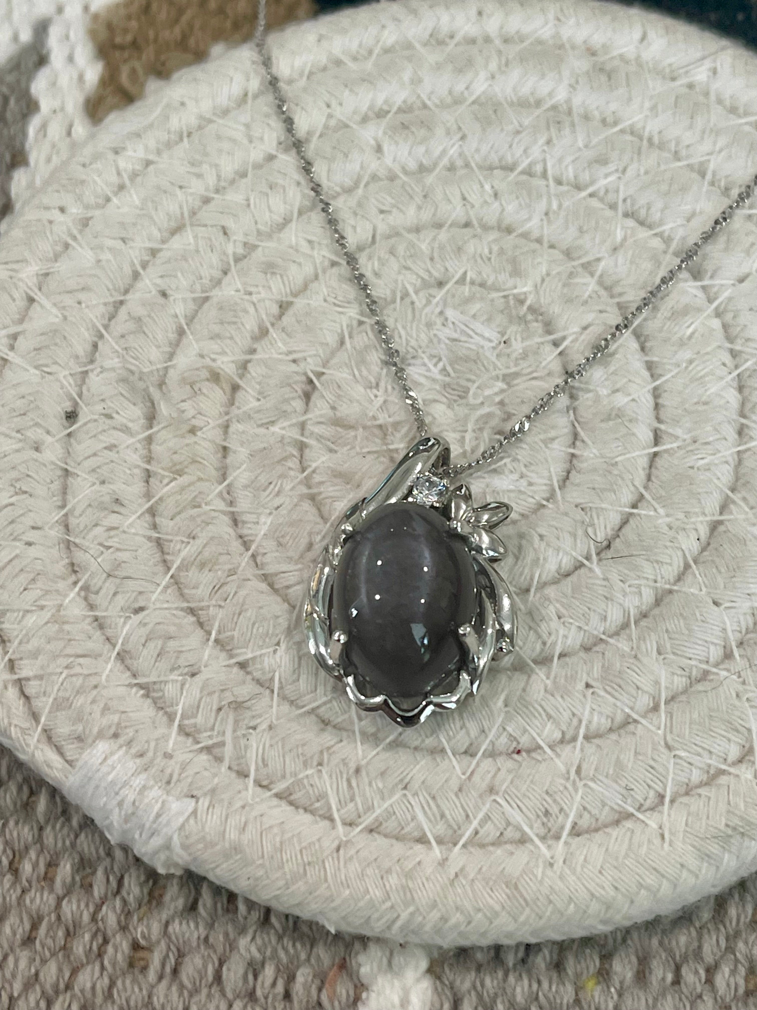 The Bijoux Vault Vintage Silver Chain Necklace