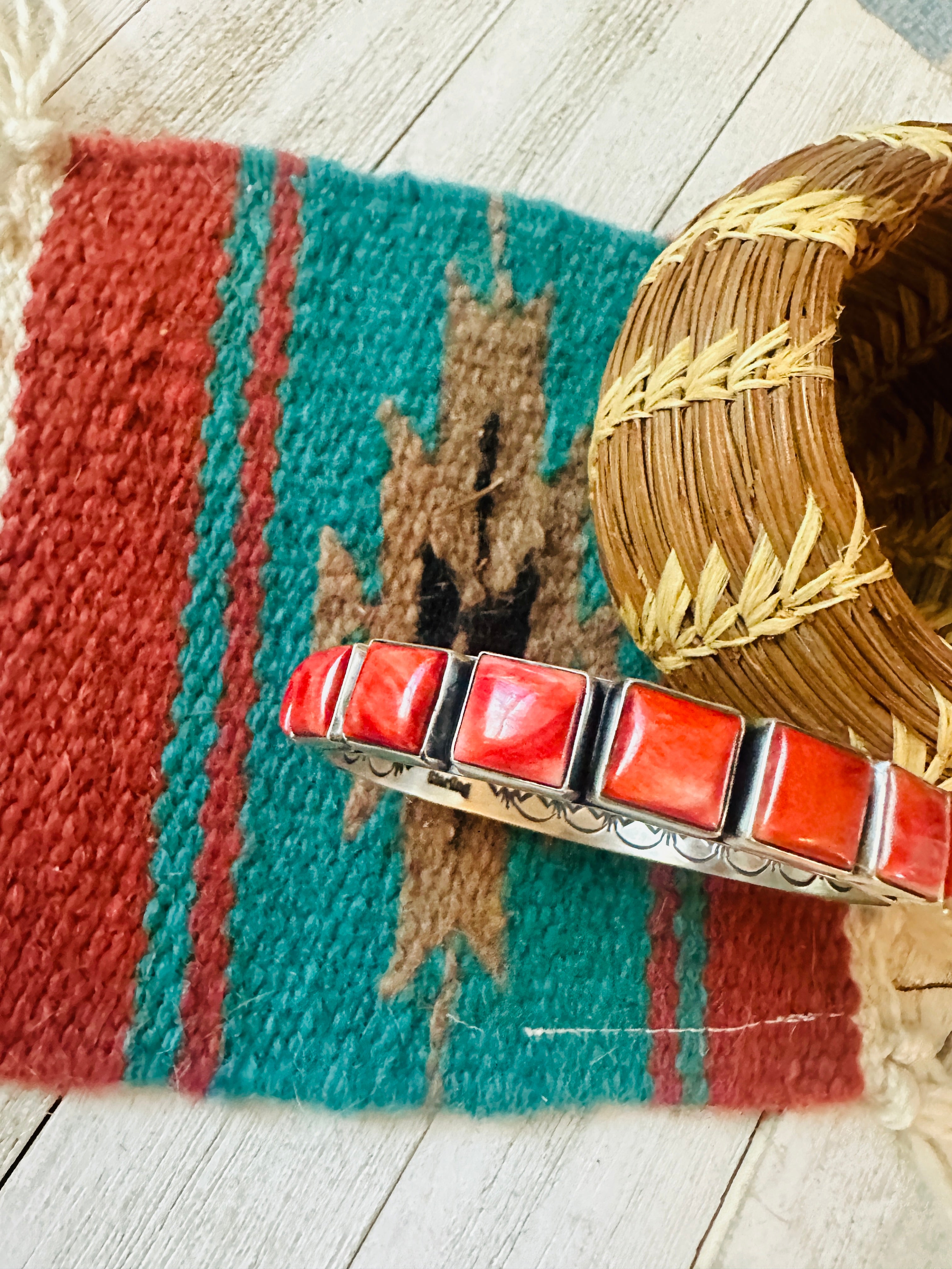 Handcrafted Spiny Oyster & Sterling Silver Bangle Bracelet Signed Leroy James