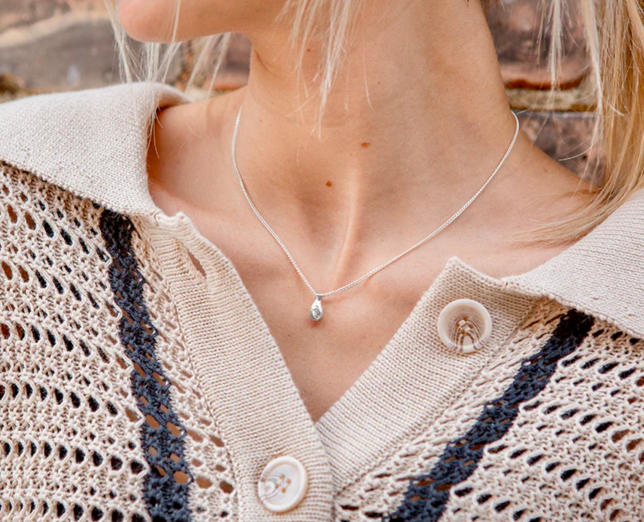 18" Mini Teardrop Necklace