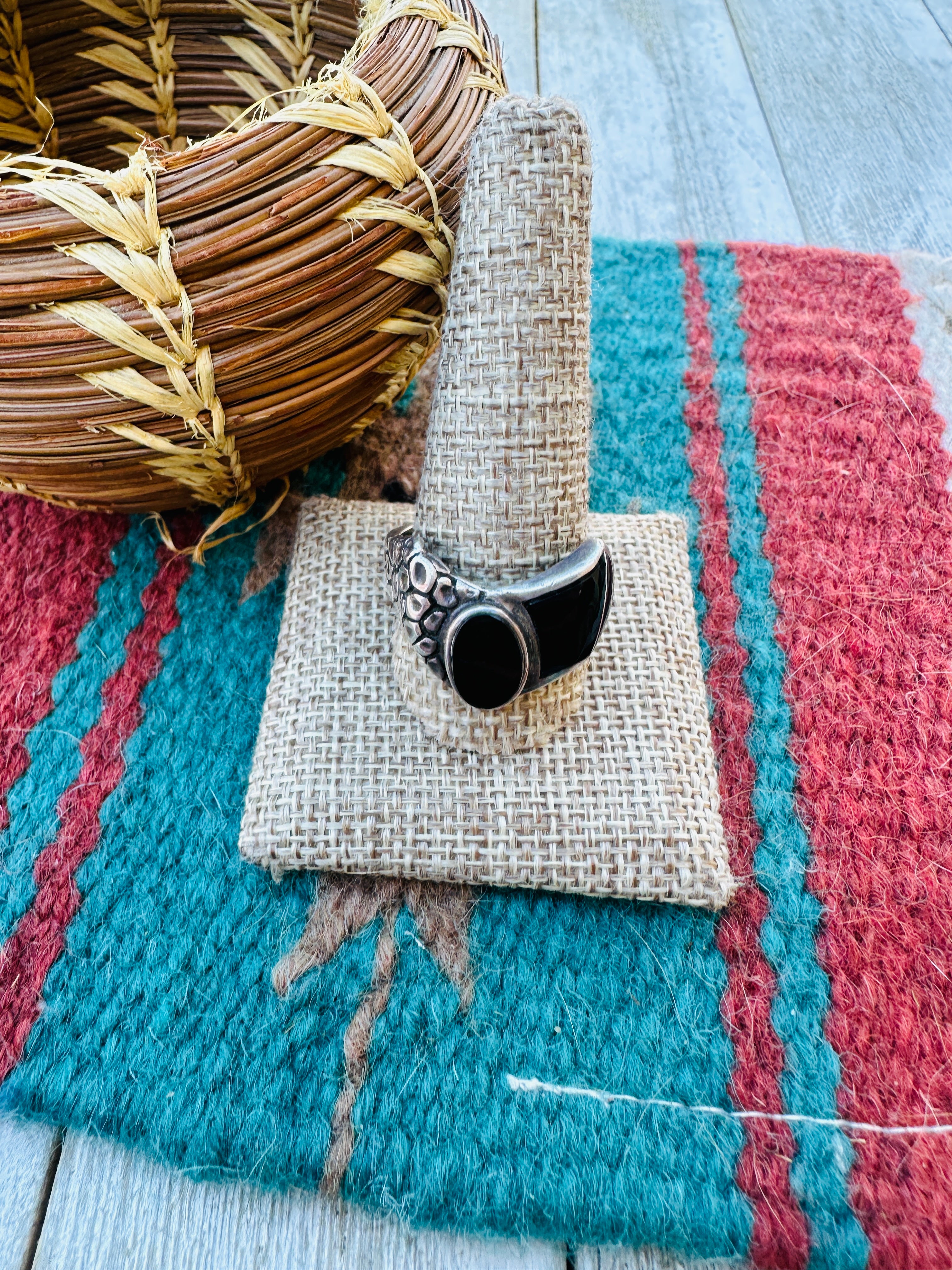 Old Pawn Handcrafted Black Onyx & Sterling Silver Inlay Ring Size 13