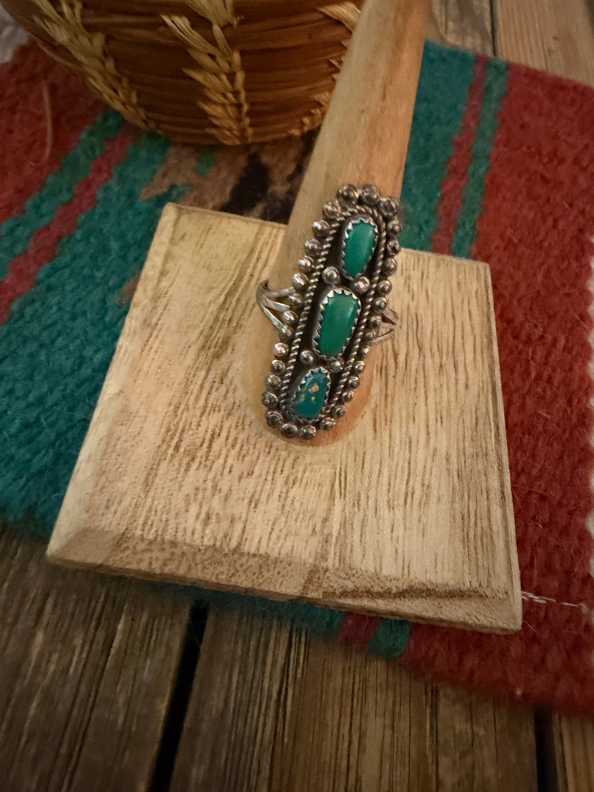Old Pawn Handcrafted Turquoise & Sterling Silver Ring Size 9.5