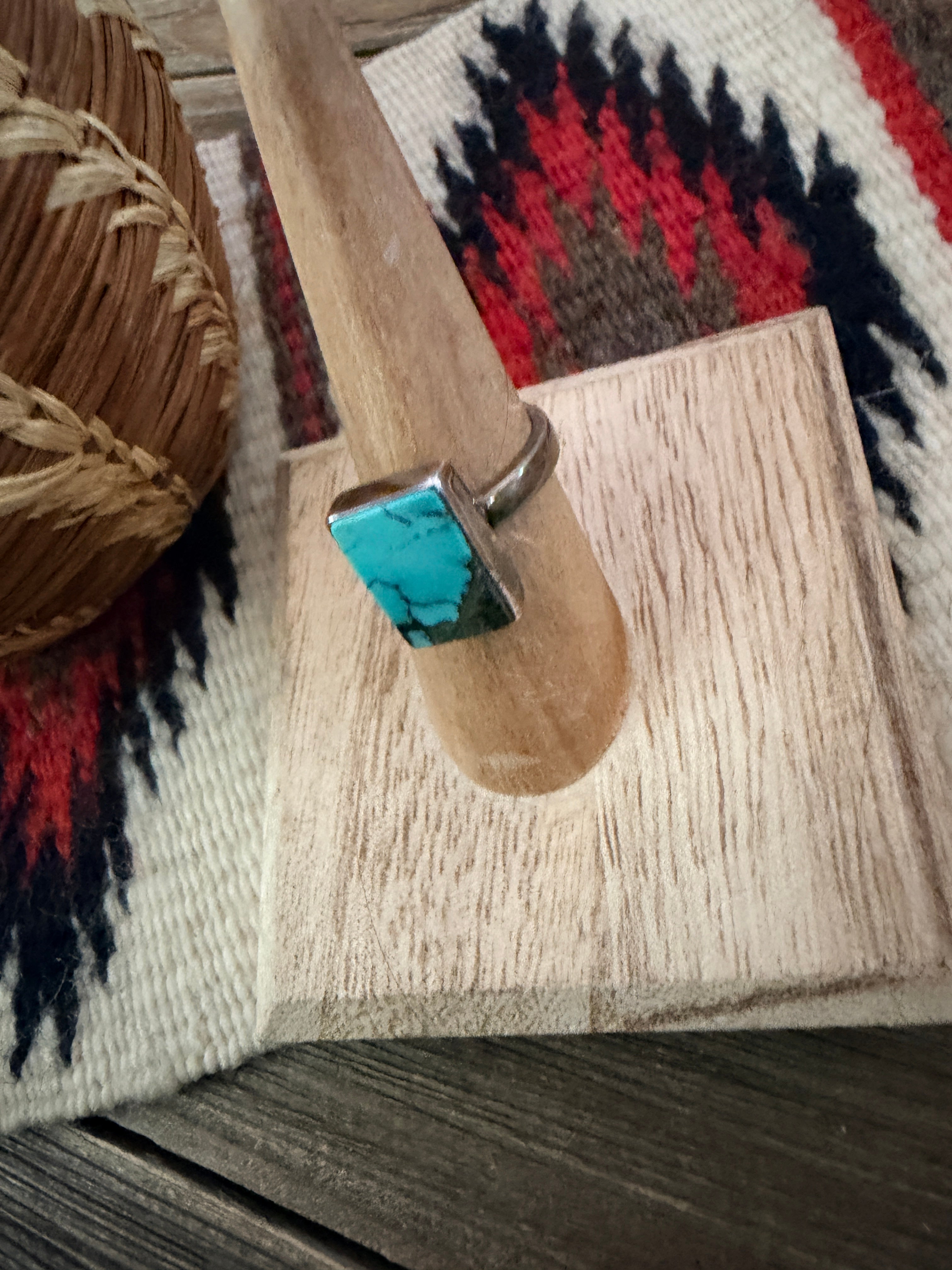 Old Pawn Handcrafted Turquoise & Sterling Silver Ring Size 6.5