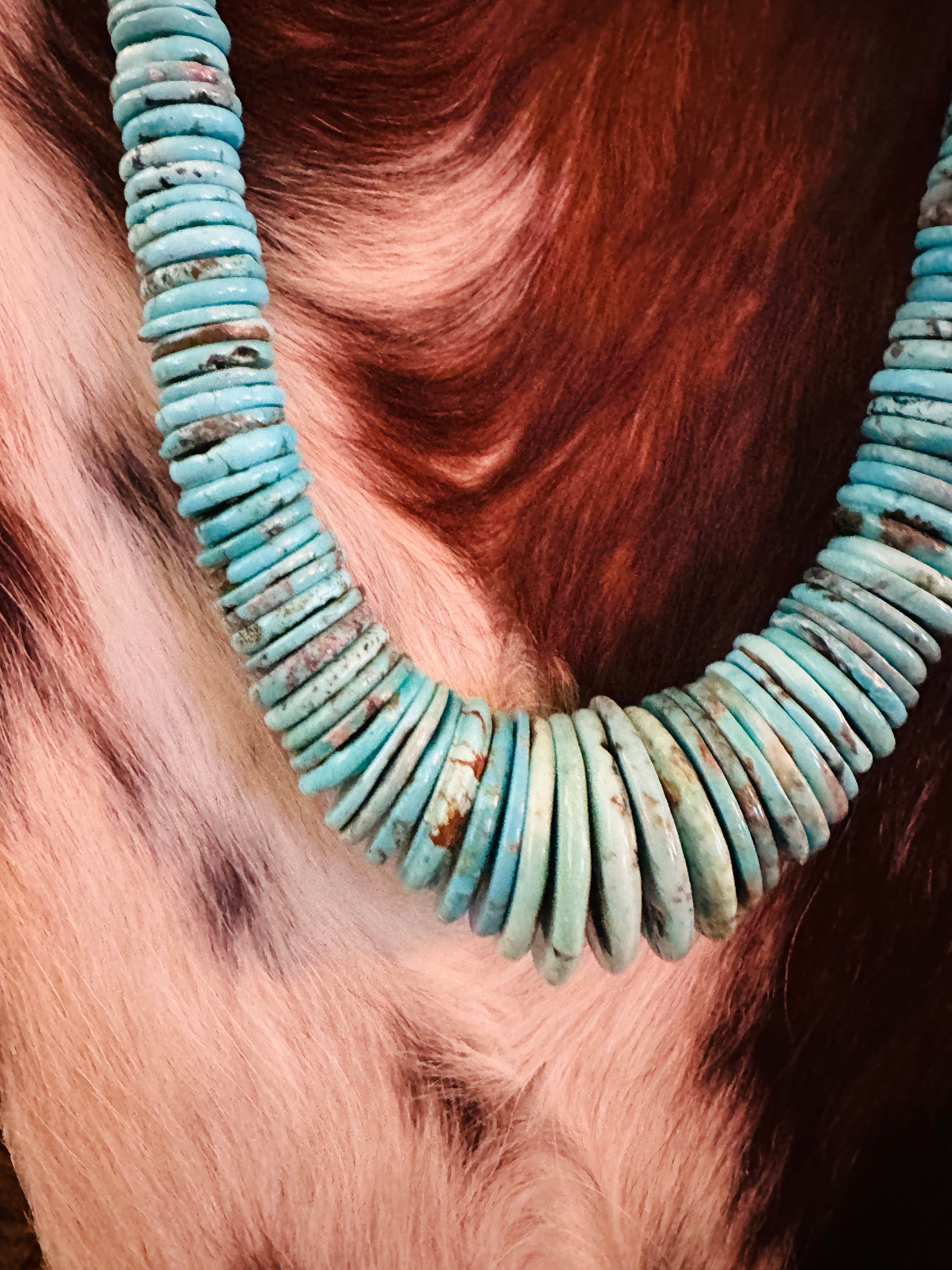 Old Pawn Handcrafted Turquoise Beaded Necklace