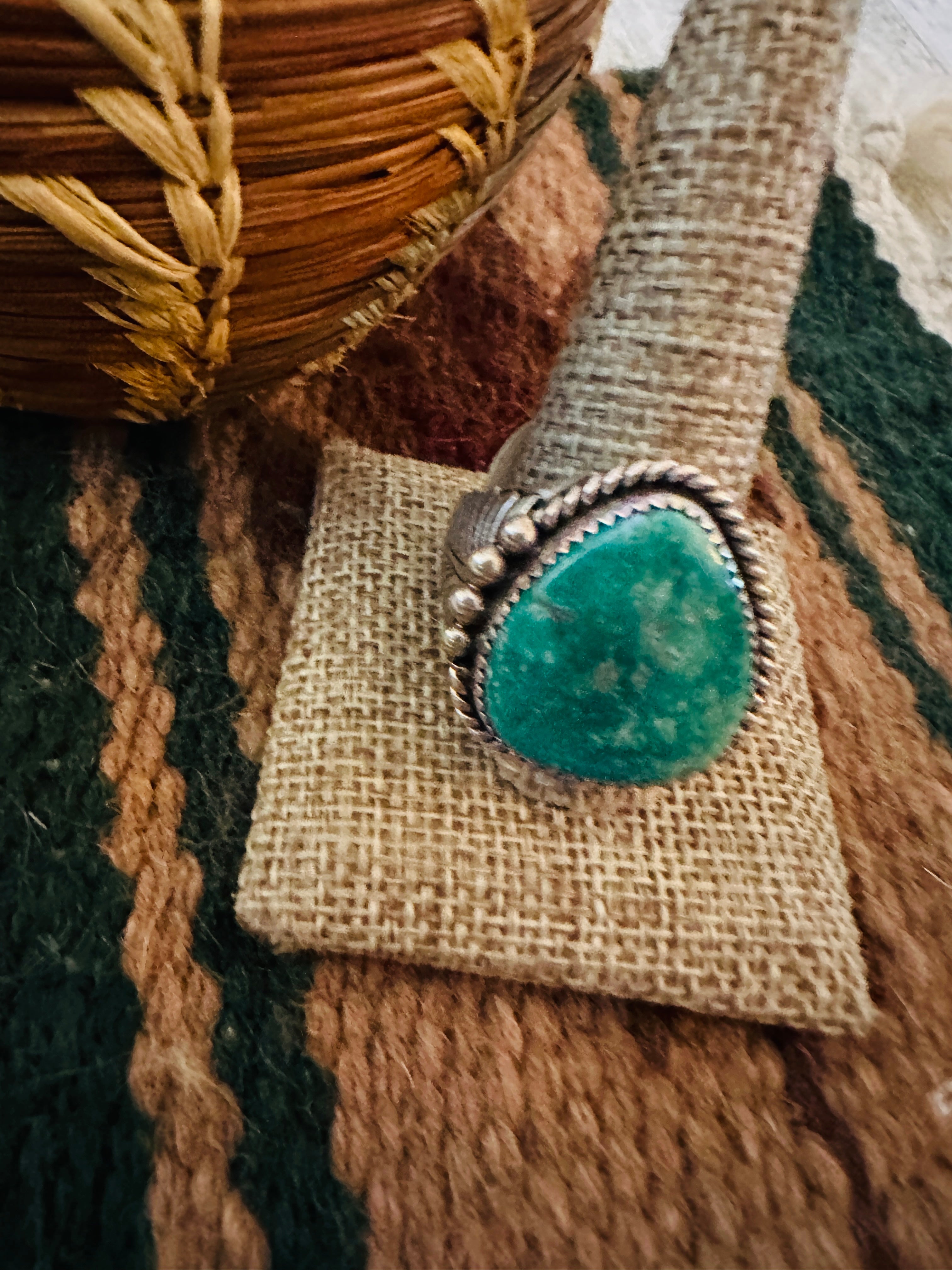 Old Pawn Handcrafted Turquoise & Sterling Silver Ring Size 13.75