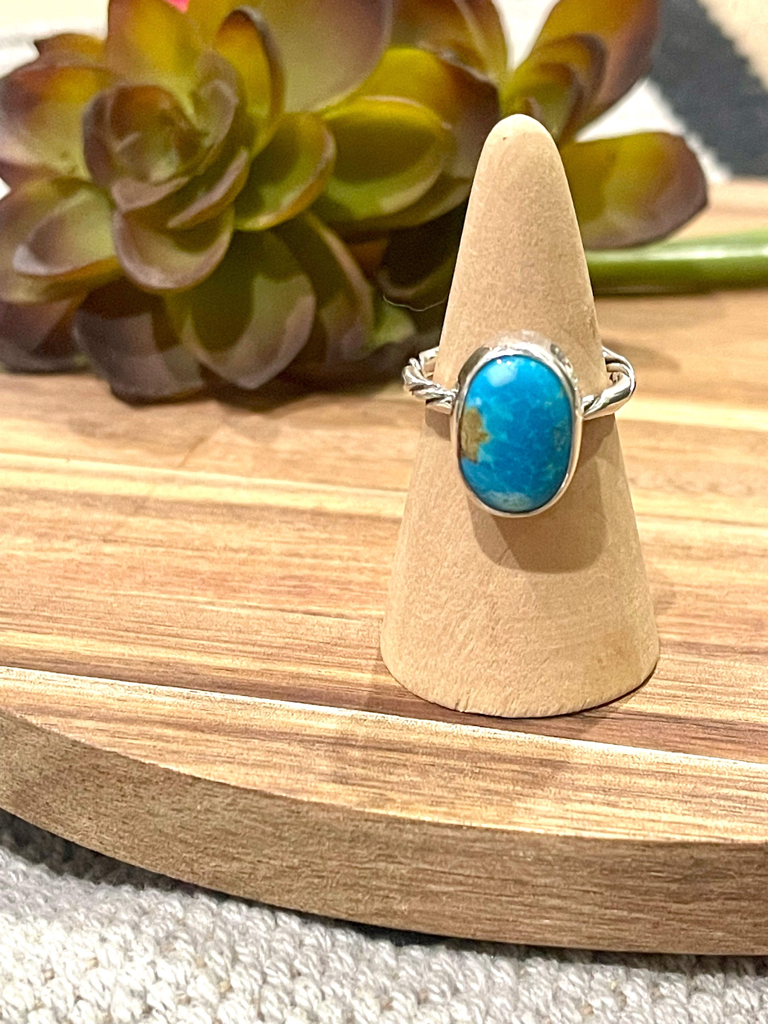 Navajo Turquoise & Sterling Silver Ring Size 7.25