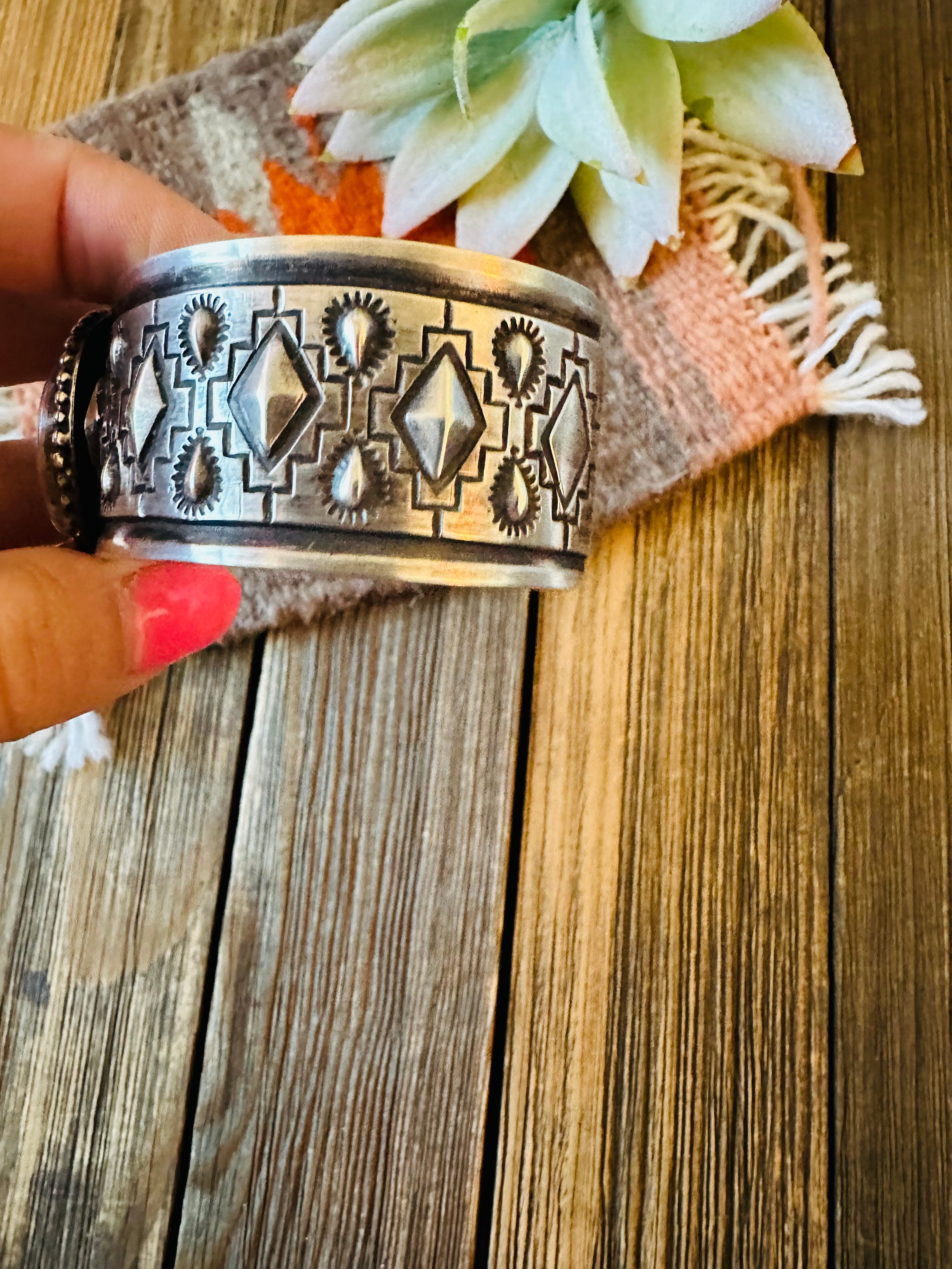 Handcrafted Queen Pink Conch Shell & Sterling Silver Cuff Bracelet