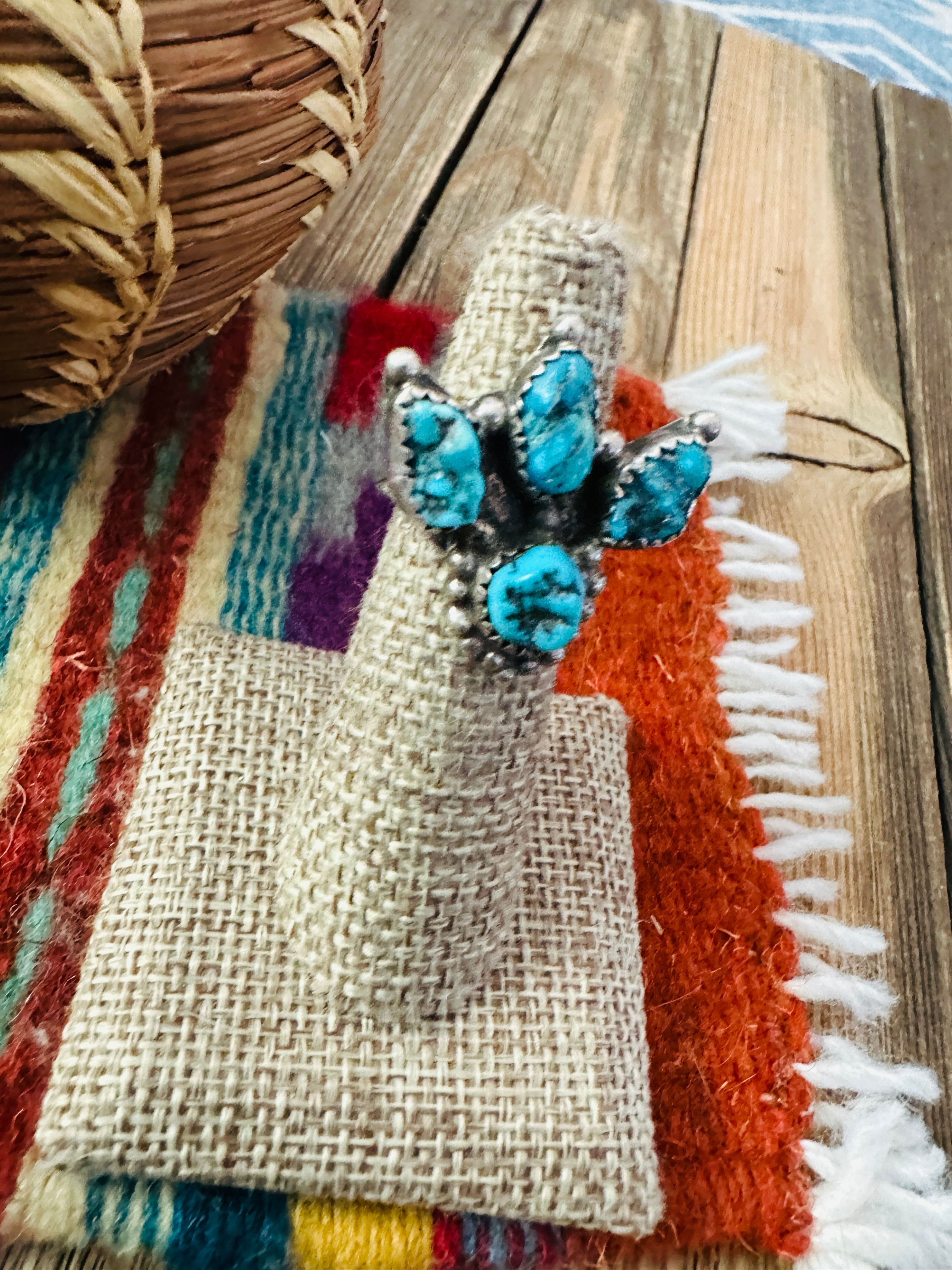 Old Pawn Handcrafted Turquoise & Sterling Silver Ring Size 5.5