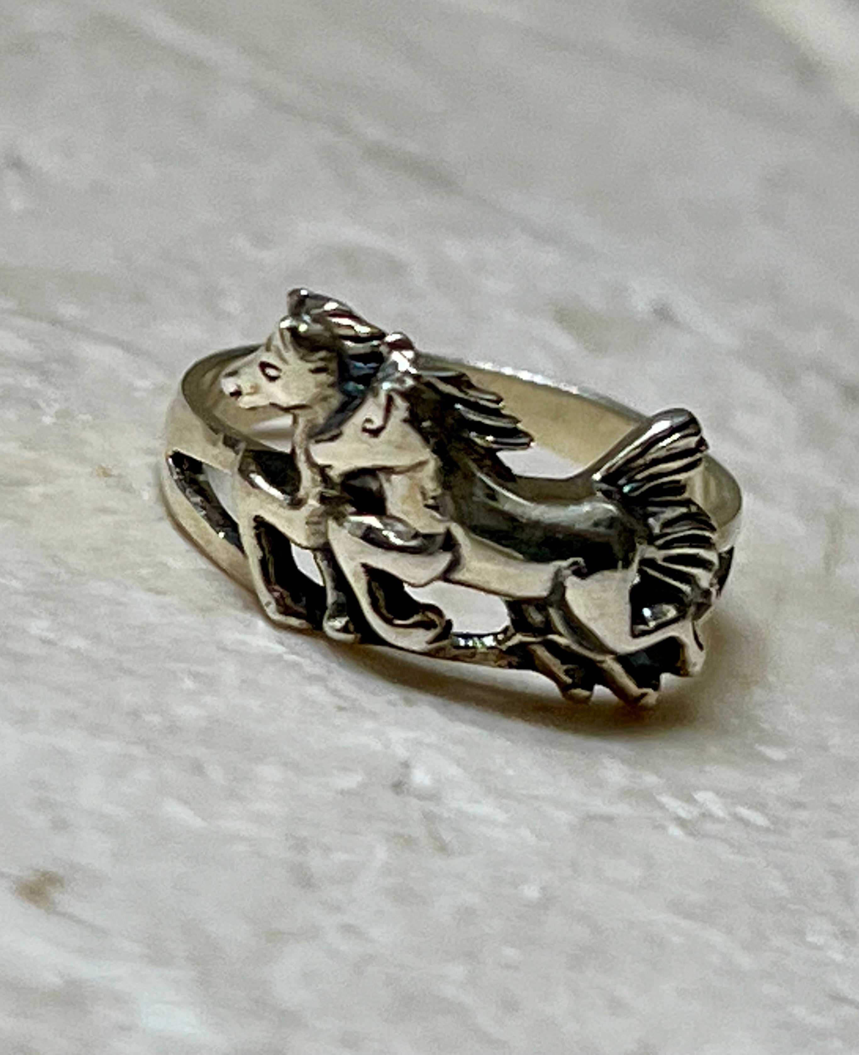 Two Horses Running Sterling Silver Ring