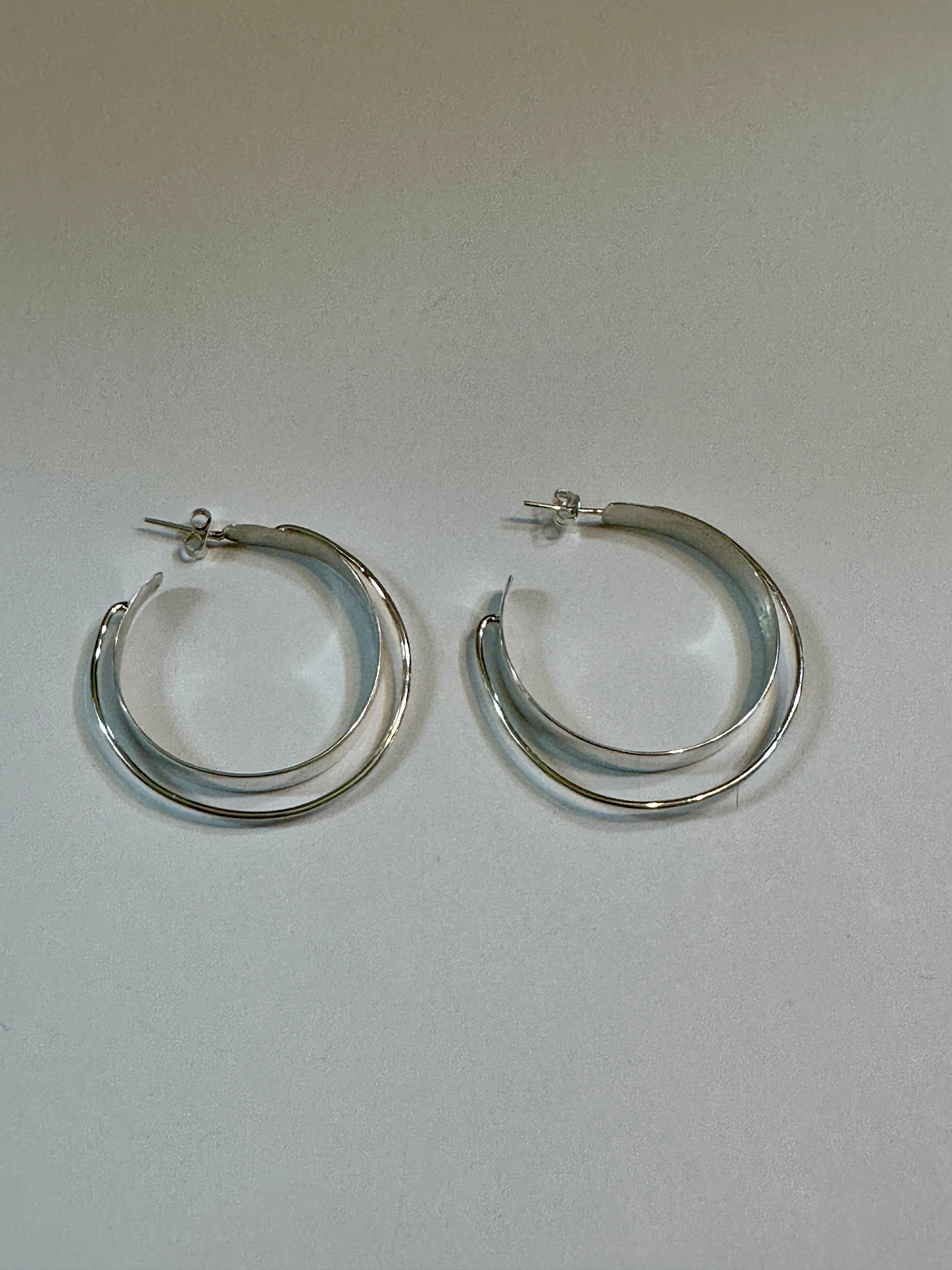 Hoops w/ Wire Orbit