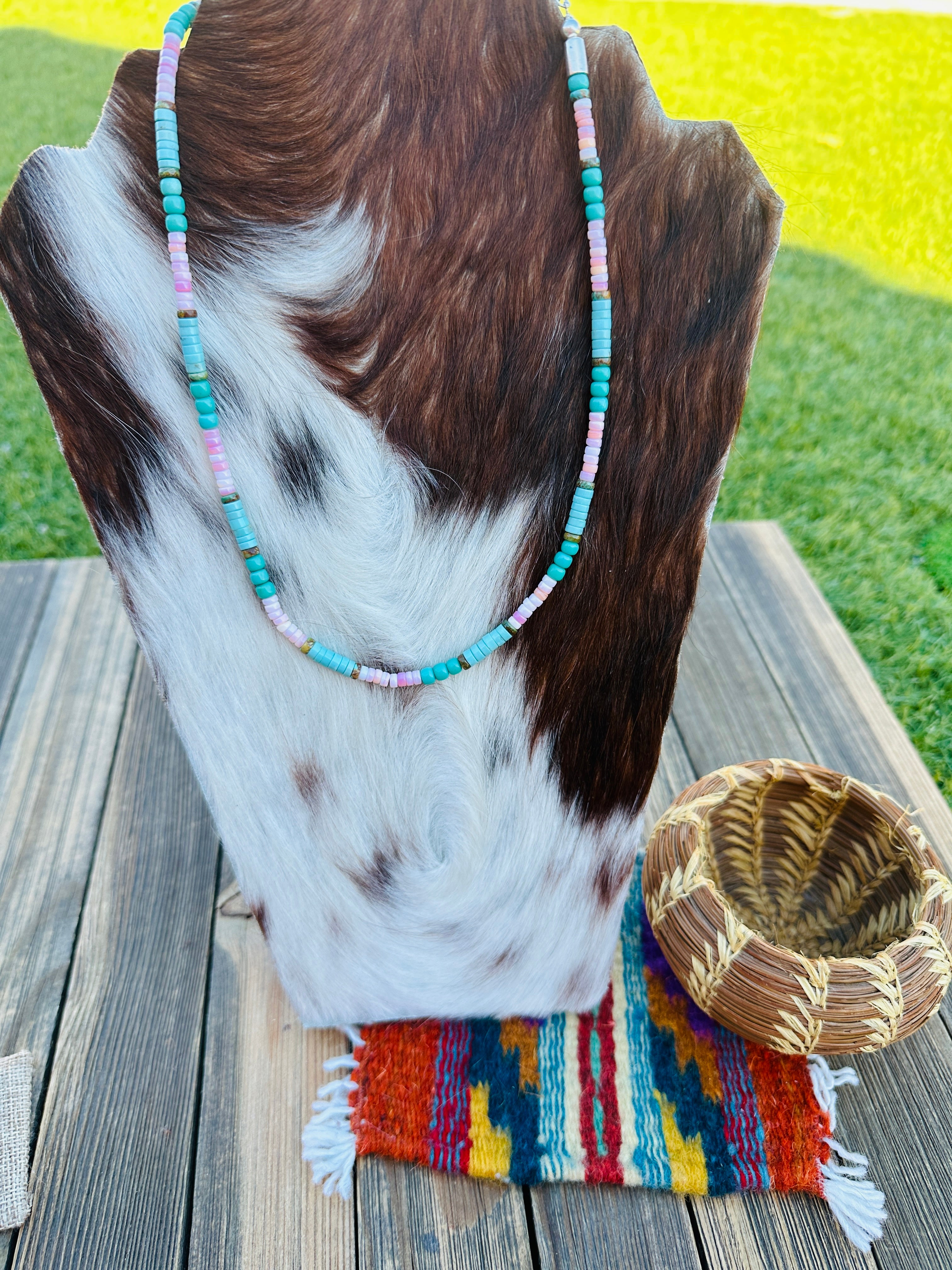 Handcrafted Queen Pink Conch, Turquoise & Copper 18” Beaded Necklace