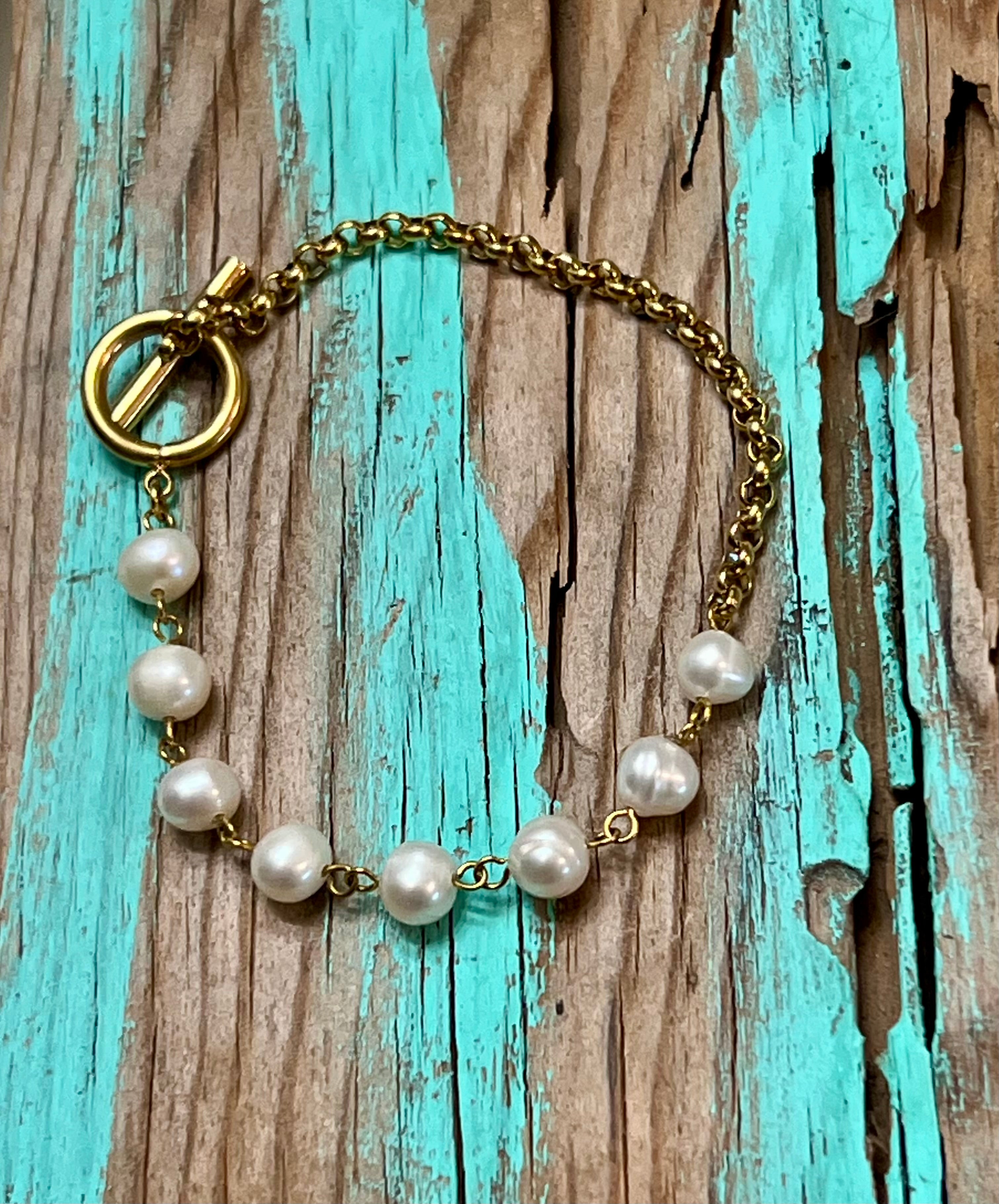 Half & Half Pearl & Gold Bracelet