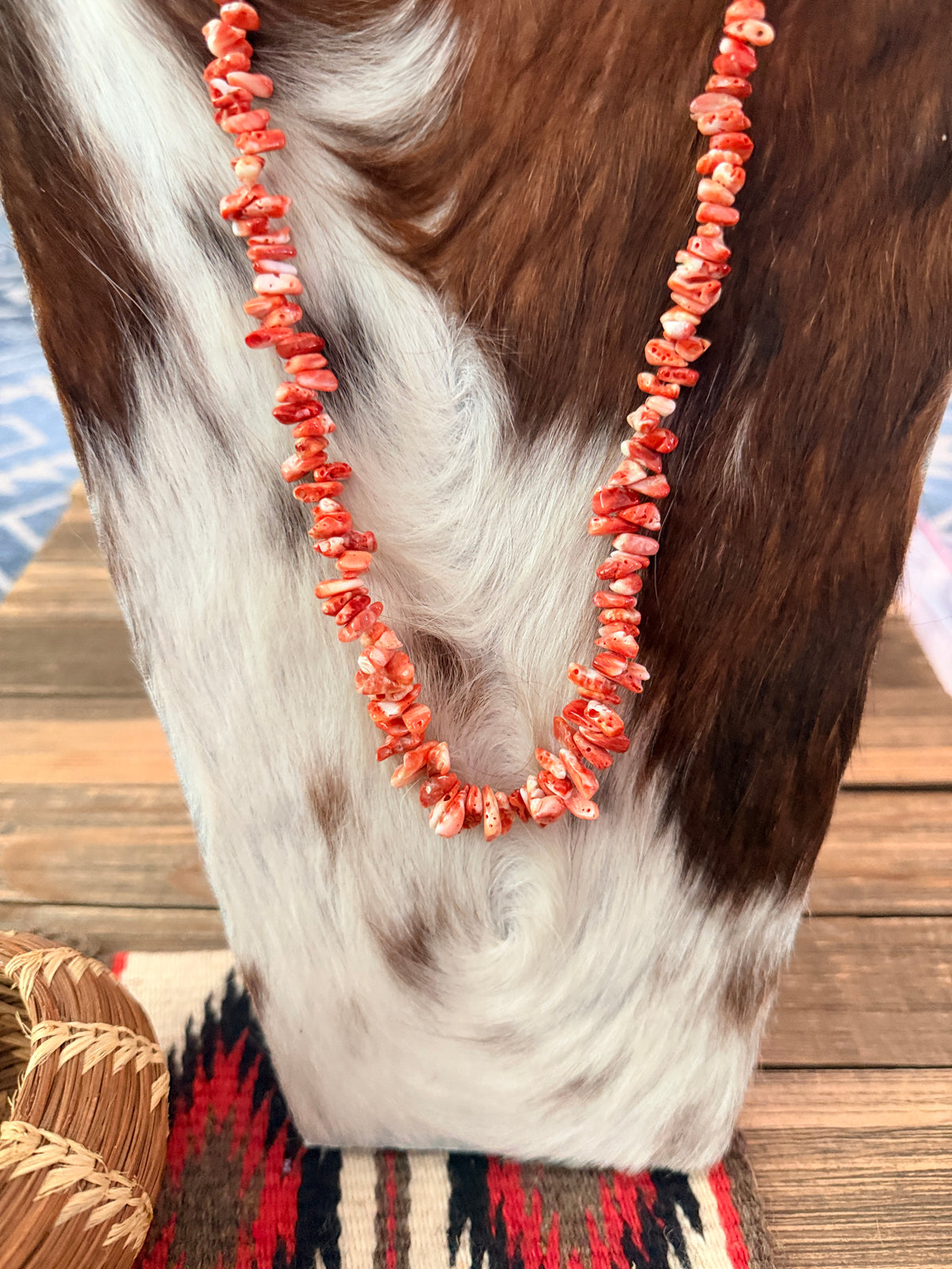 Old Pawn Handcrafted Spiny Oyster Beaded 22” Necklace