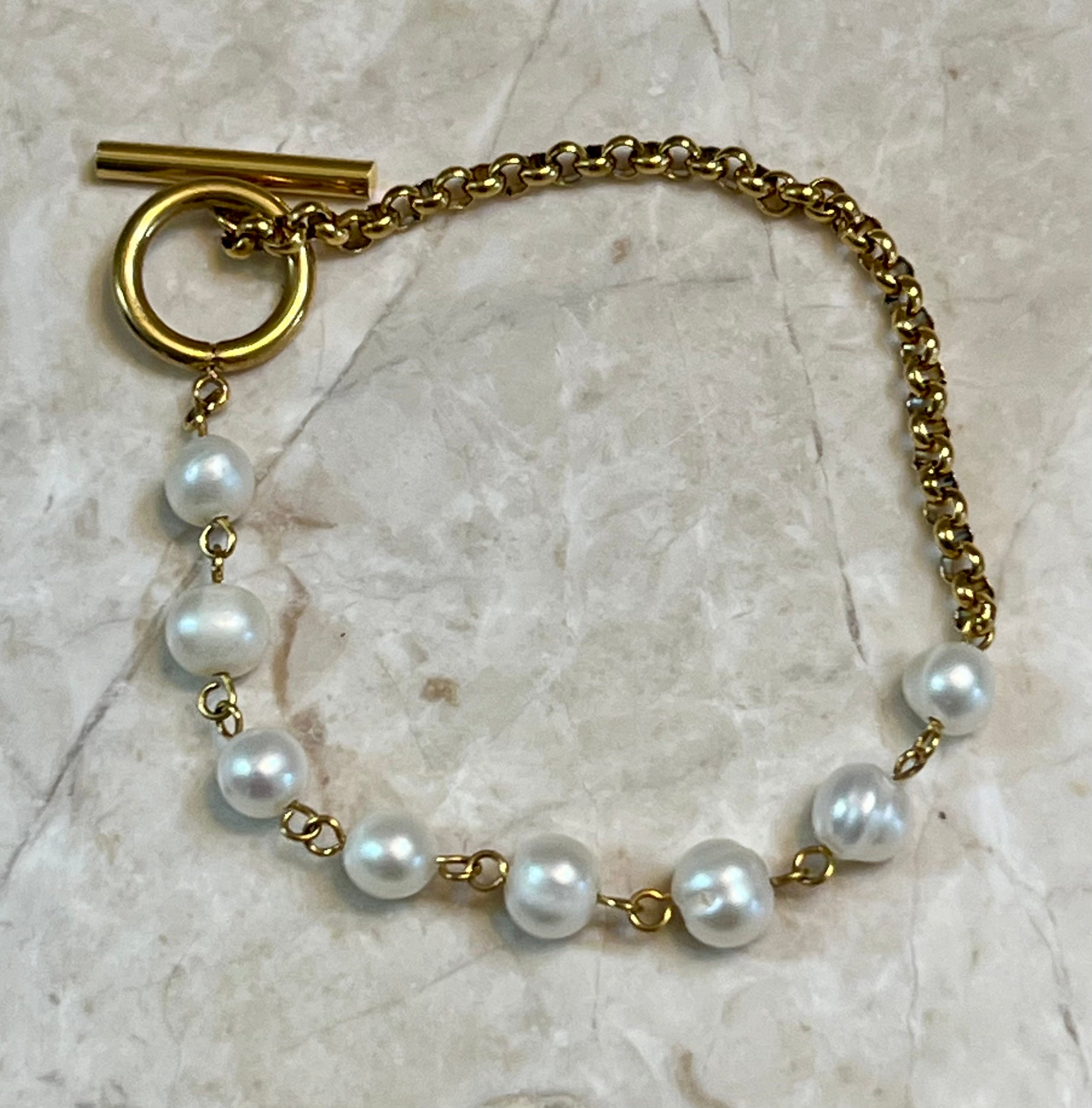 Half & Half Pearl & Gold Bracelet