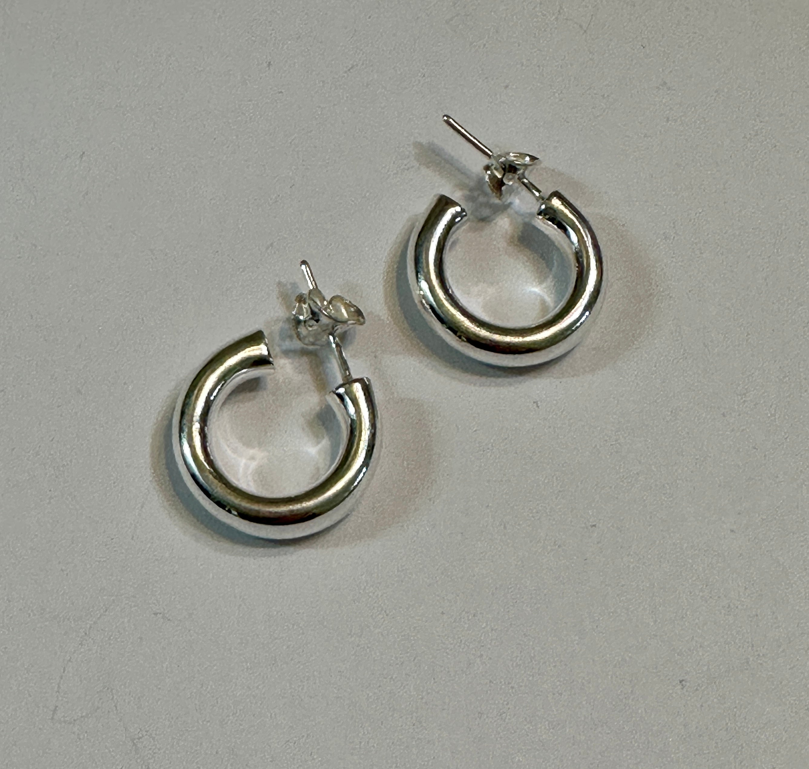 Small Hollow Hoops