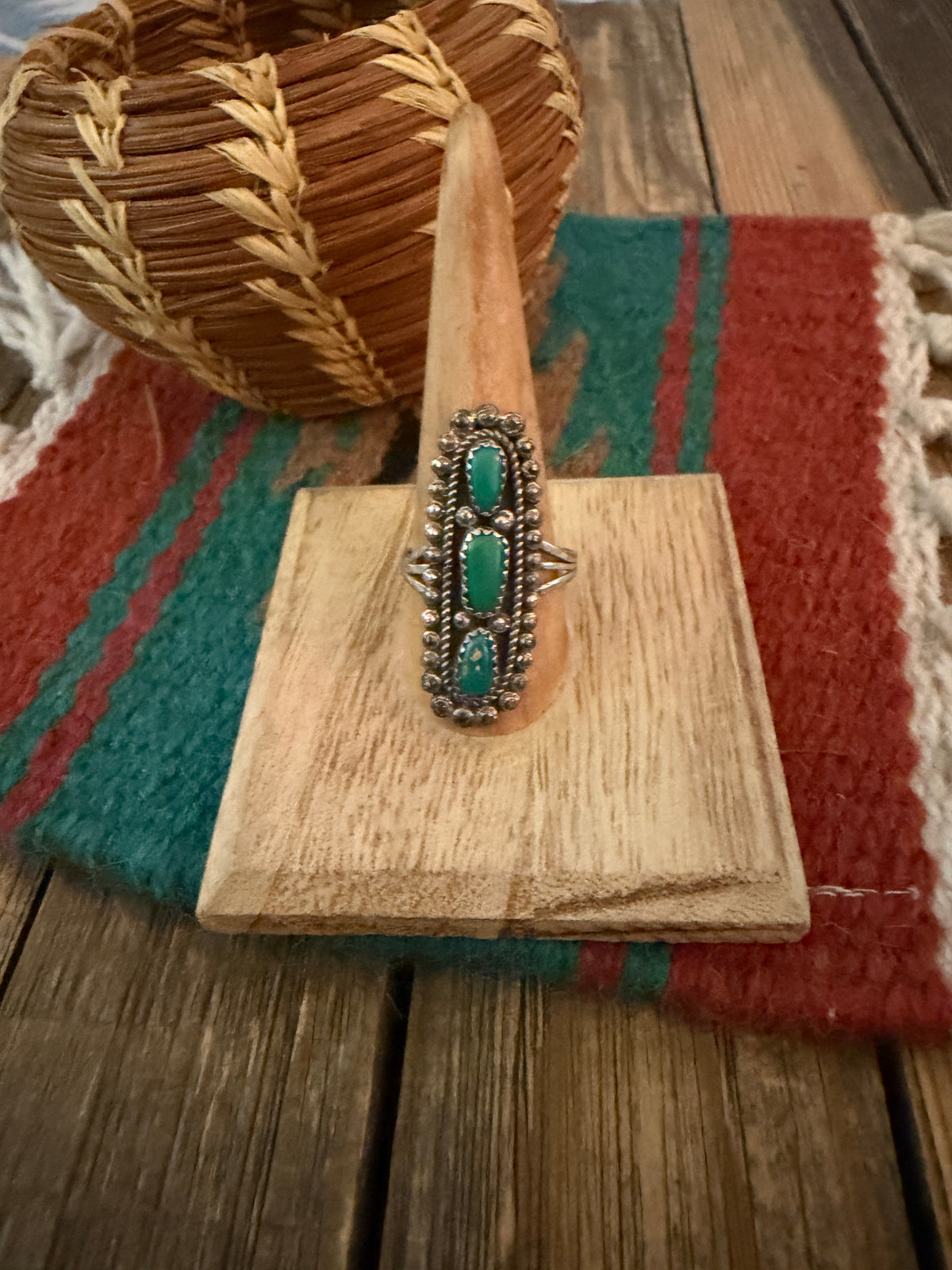 Old Pawn Handcrafted Turquoise & Sterling Silver Ring Size 9.5