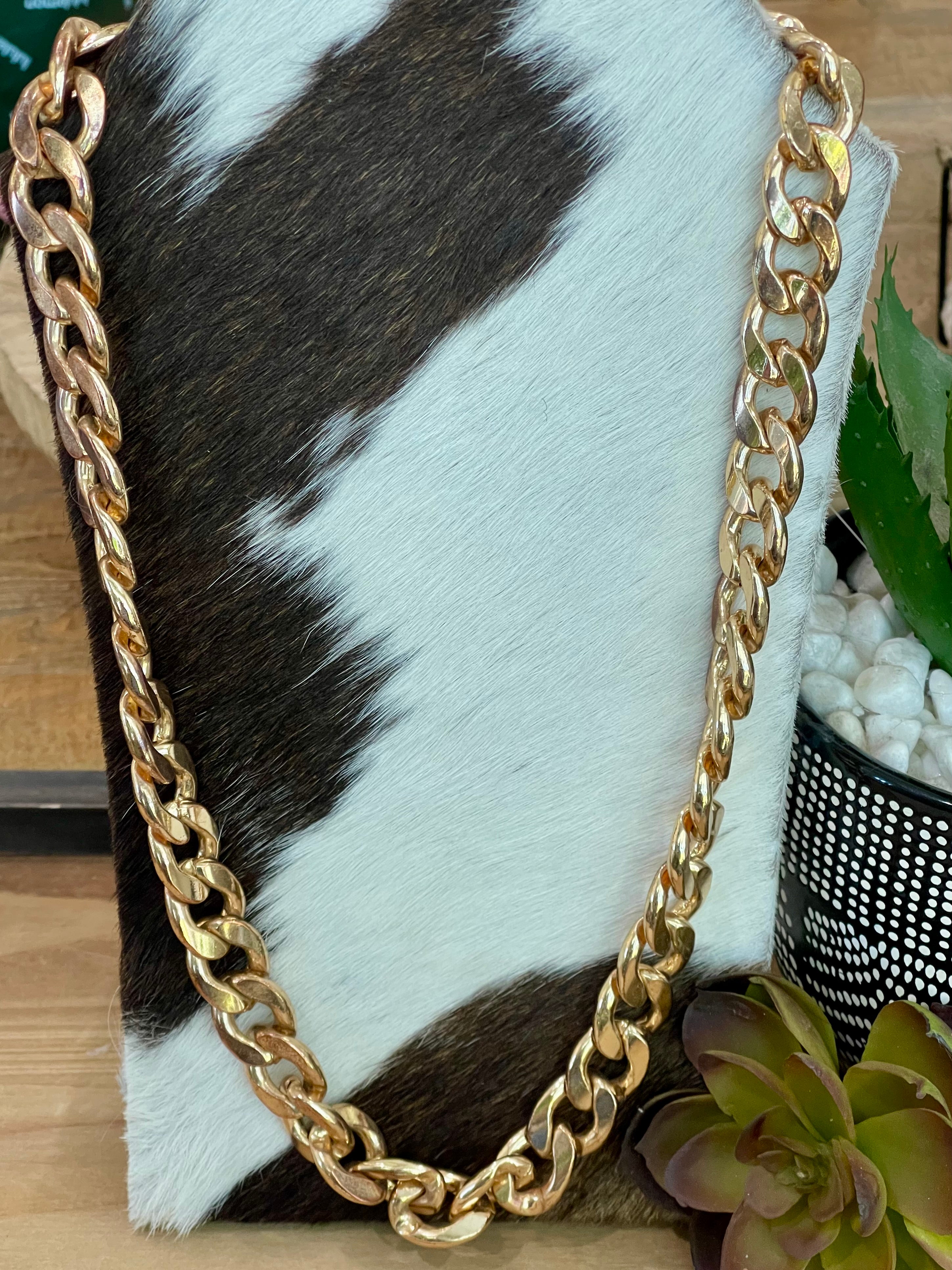 The Bijoux Vault Vintage Gold Plated Chain Necklace