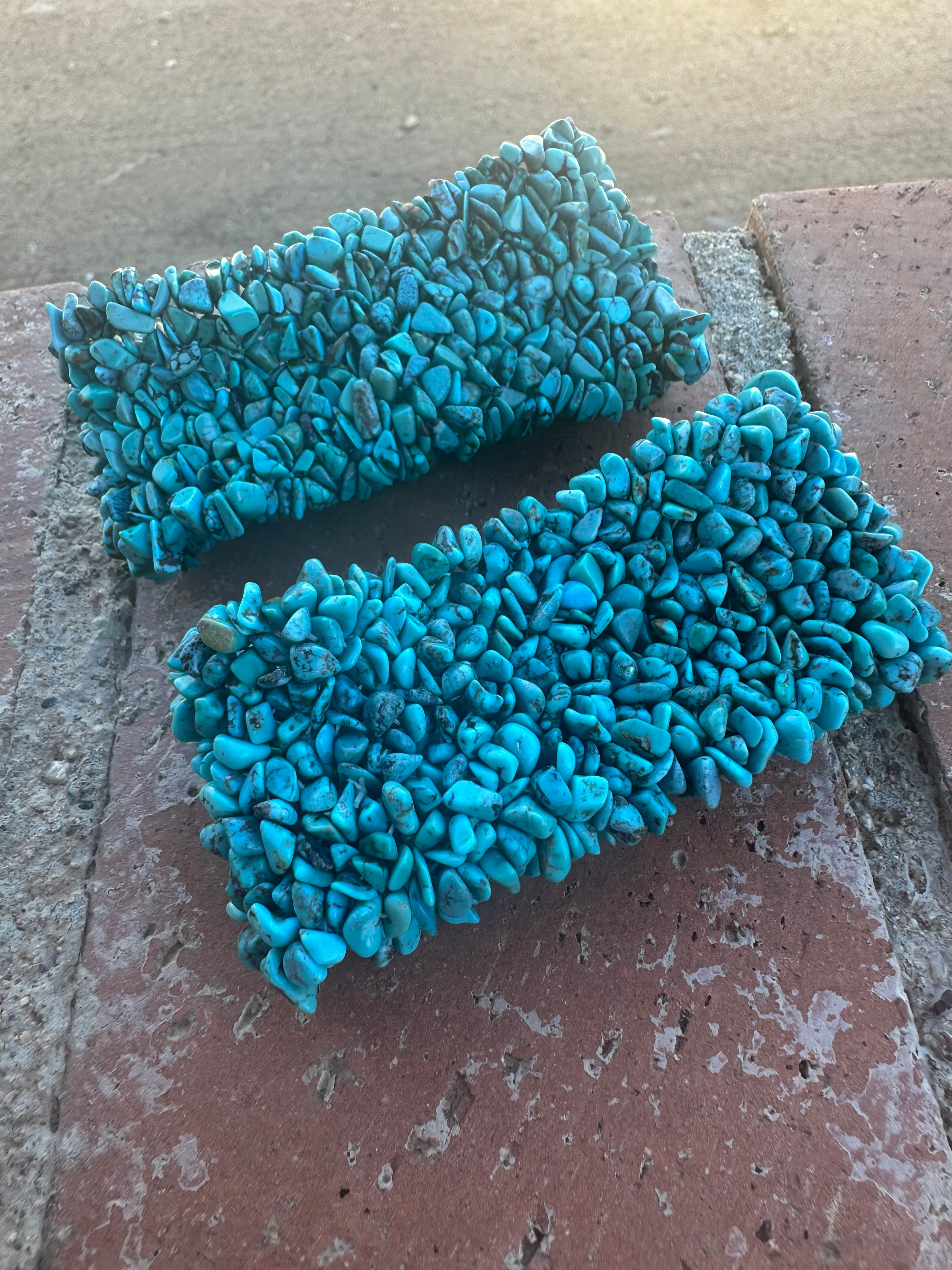 Handmade Chip Turquoise Elastic Bracelet