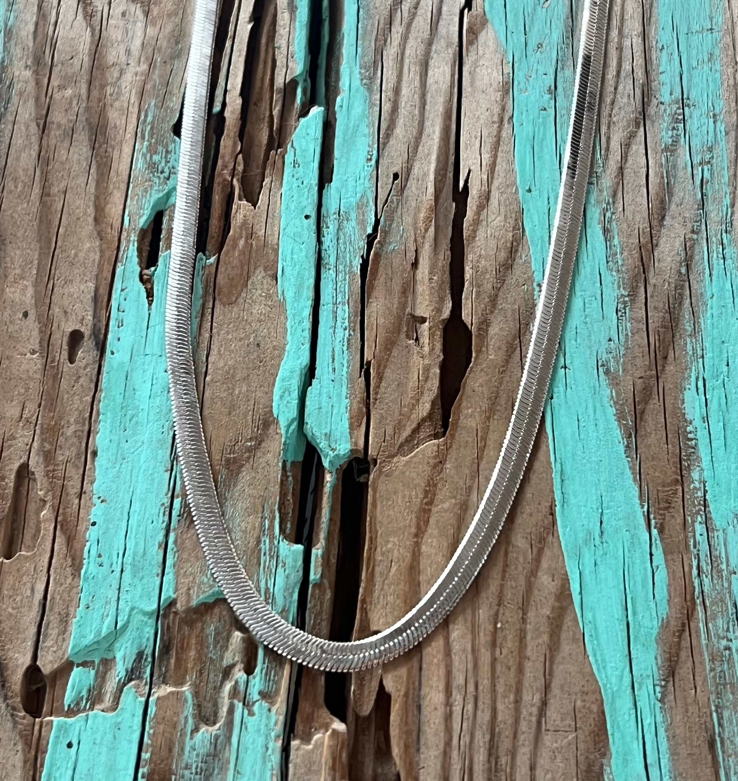 Herringbone Chain Necklace 24”