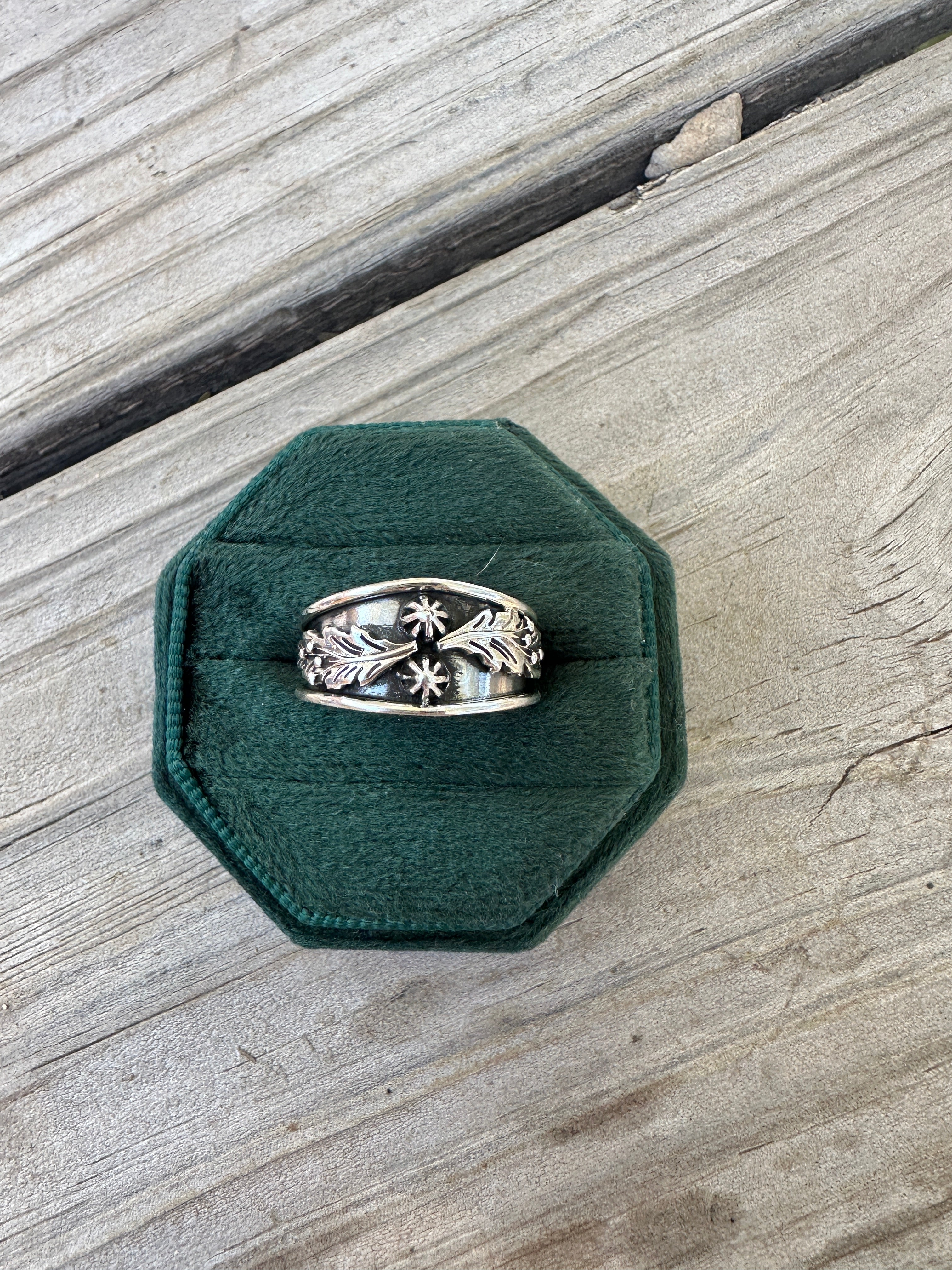 Beautiful Handmade Sterling Silver Adjustable Silver Ball Leafy Ring Band