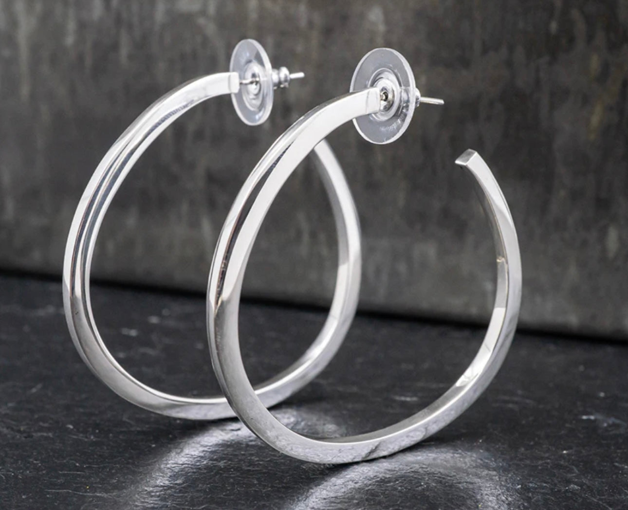 Hollow Egg-Shaped Hoops