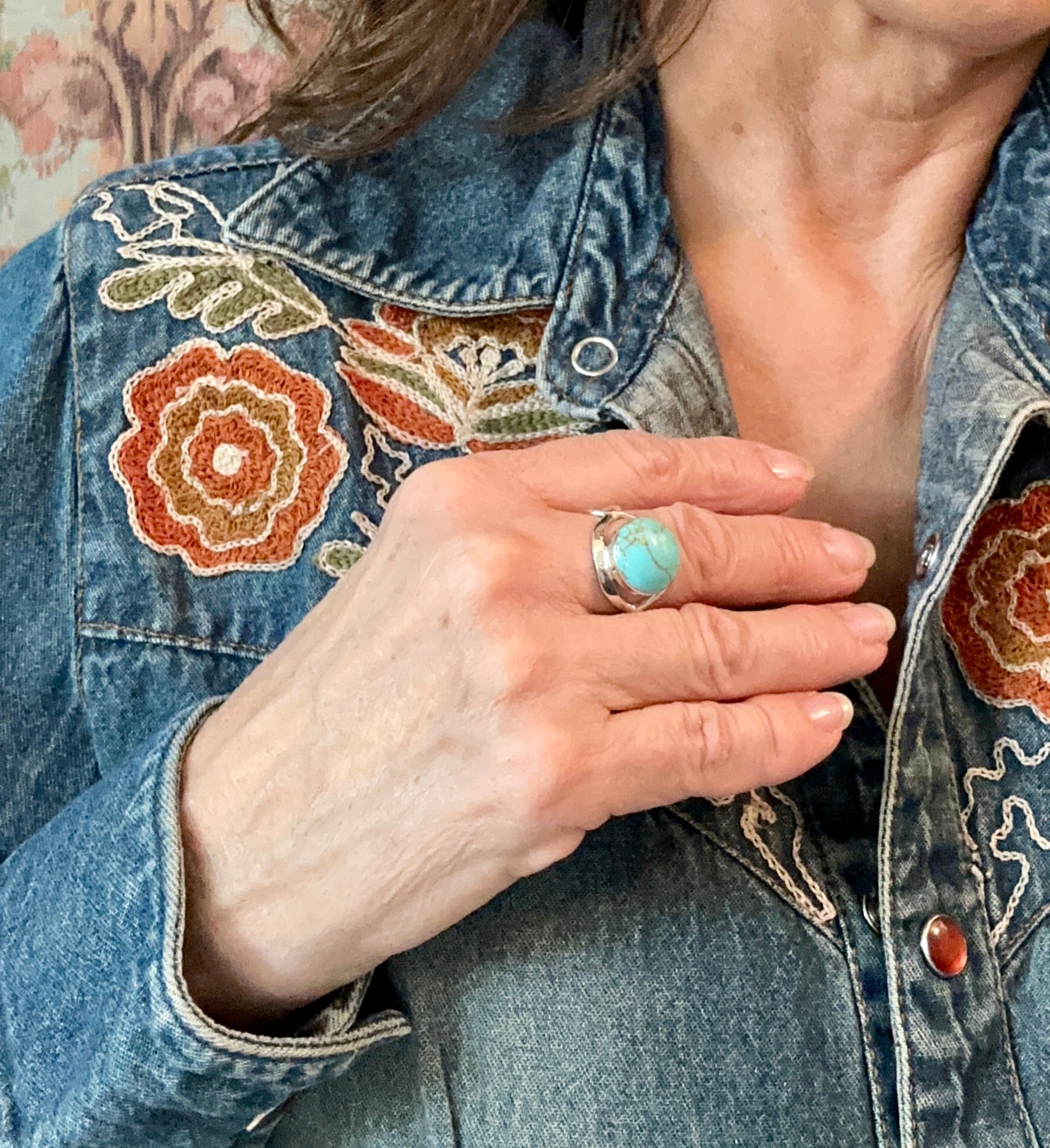 Round Frame Turquoise Sterling Silver Ring