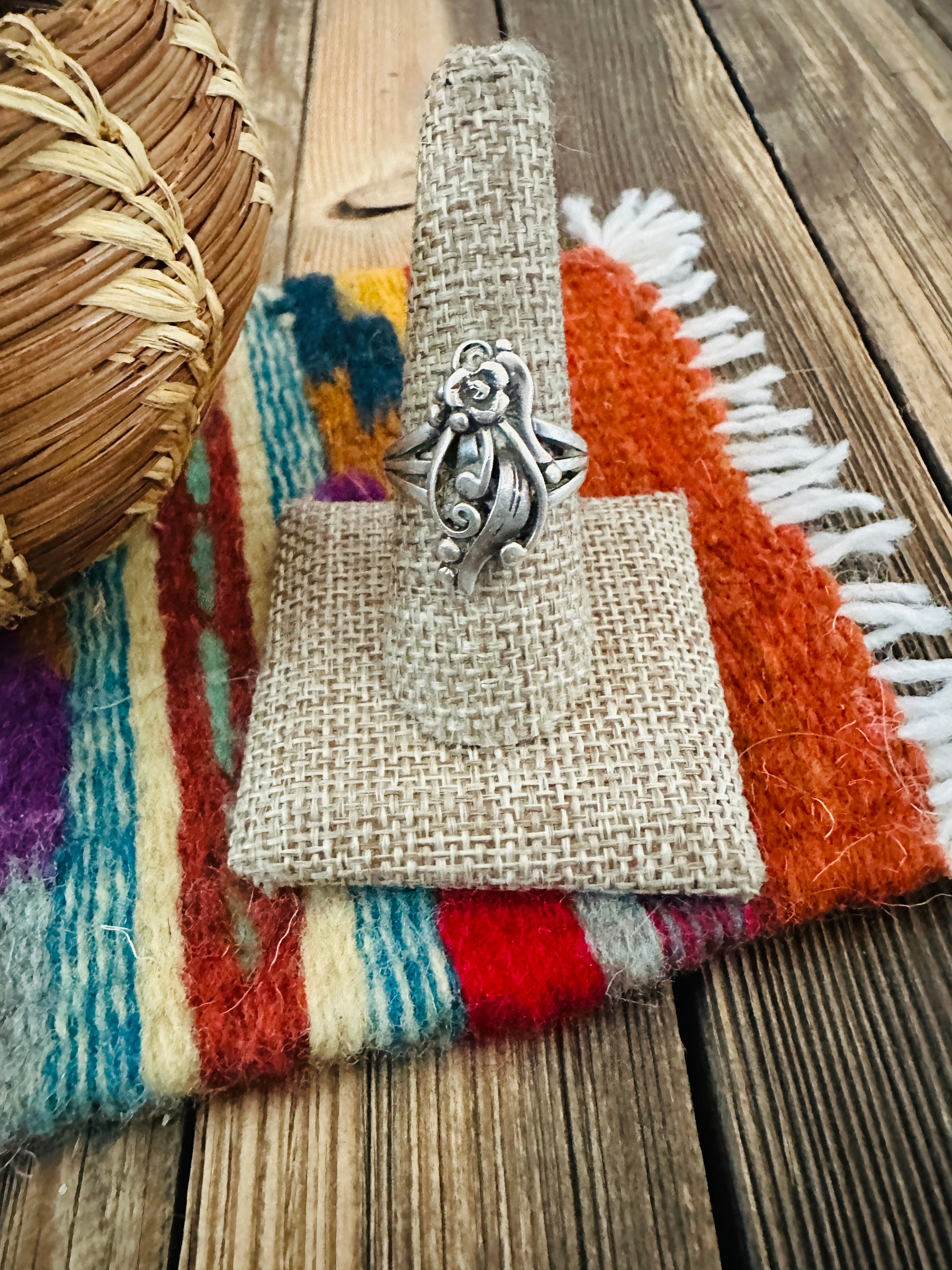 Old Pawn Handcrafted Sterling Silver Ring Size 9