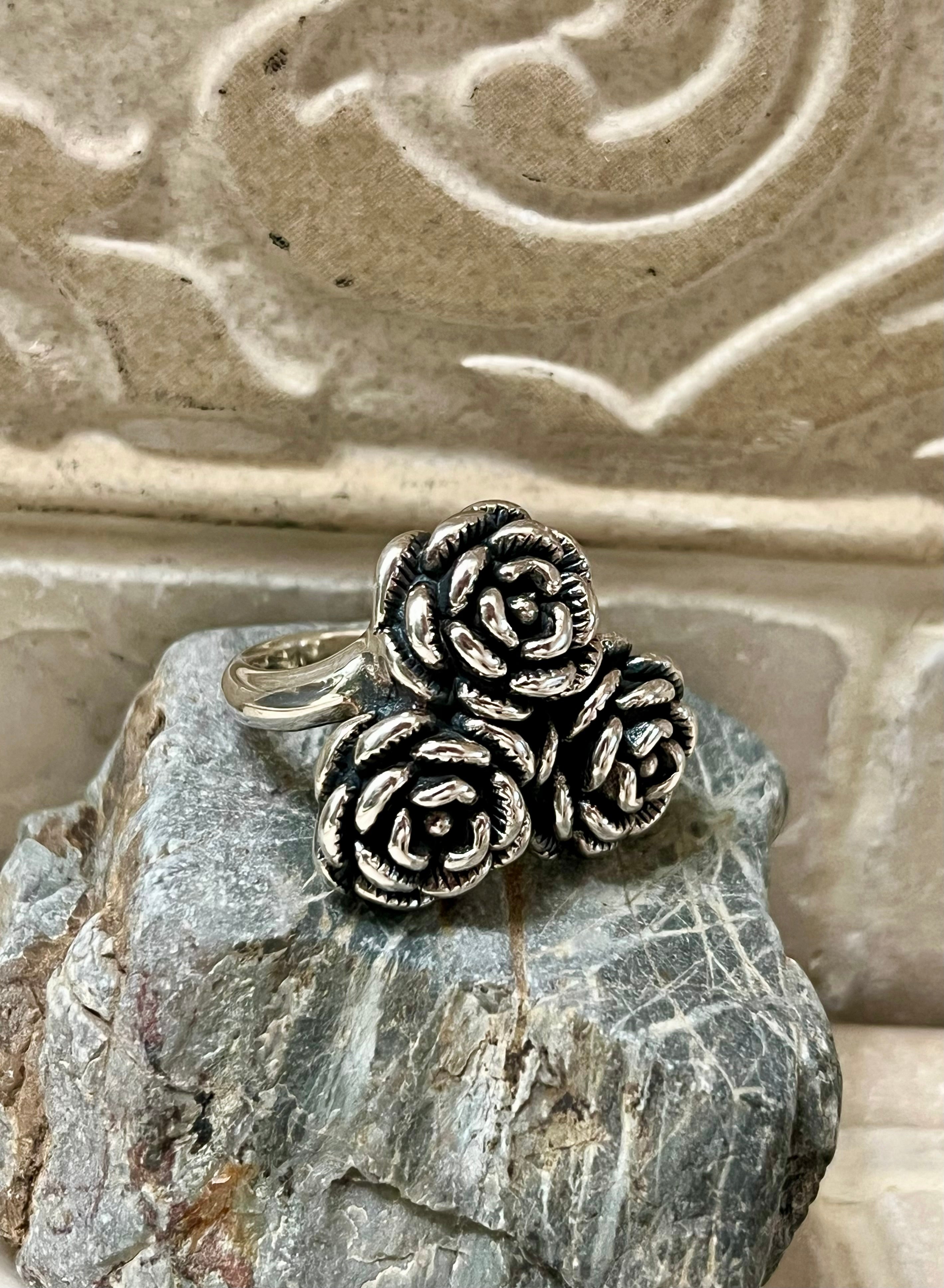 3 Roses Sterling Silver Ring