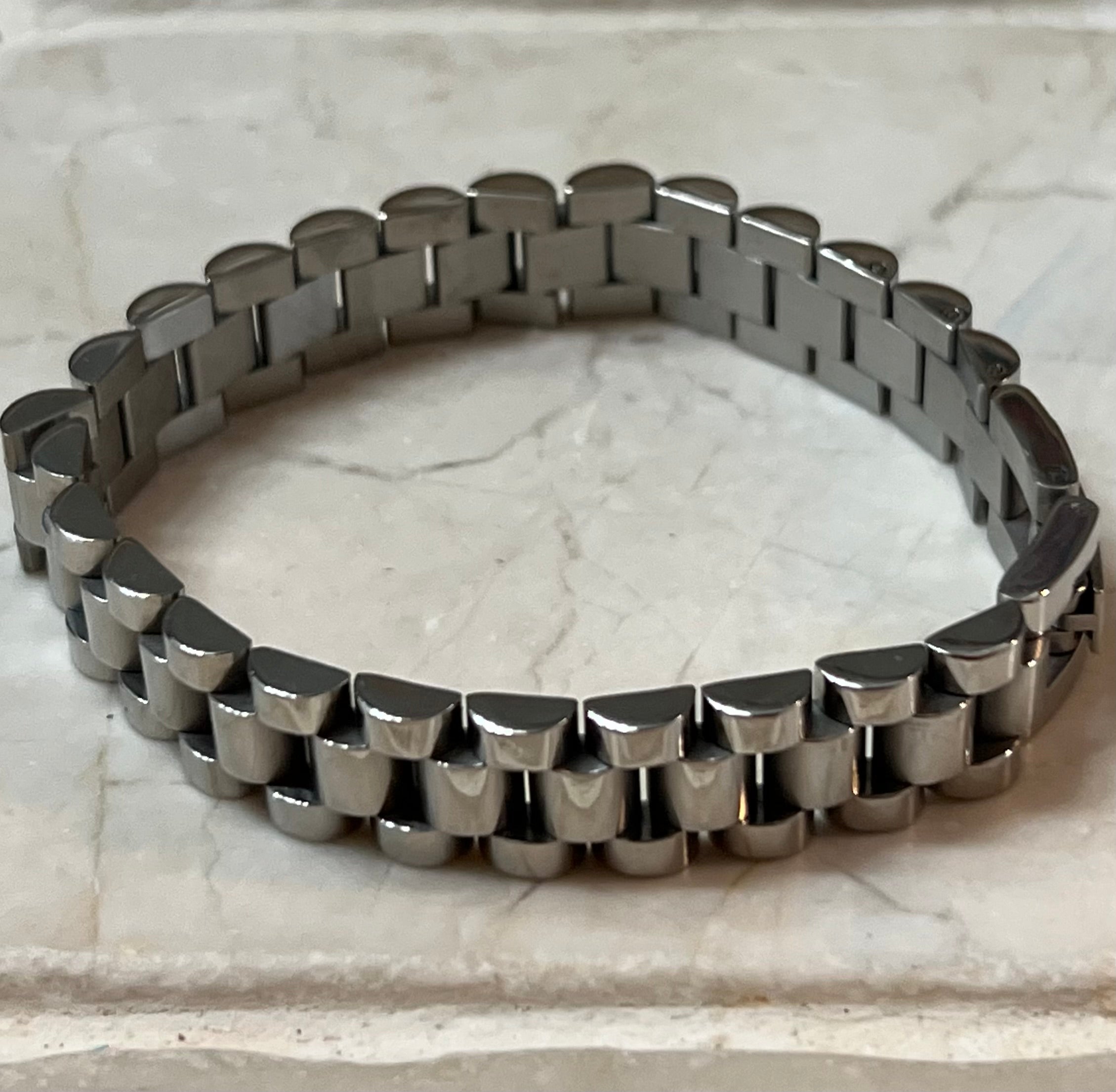Thin Watch Band Chain Bracelet 7”
