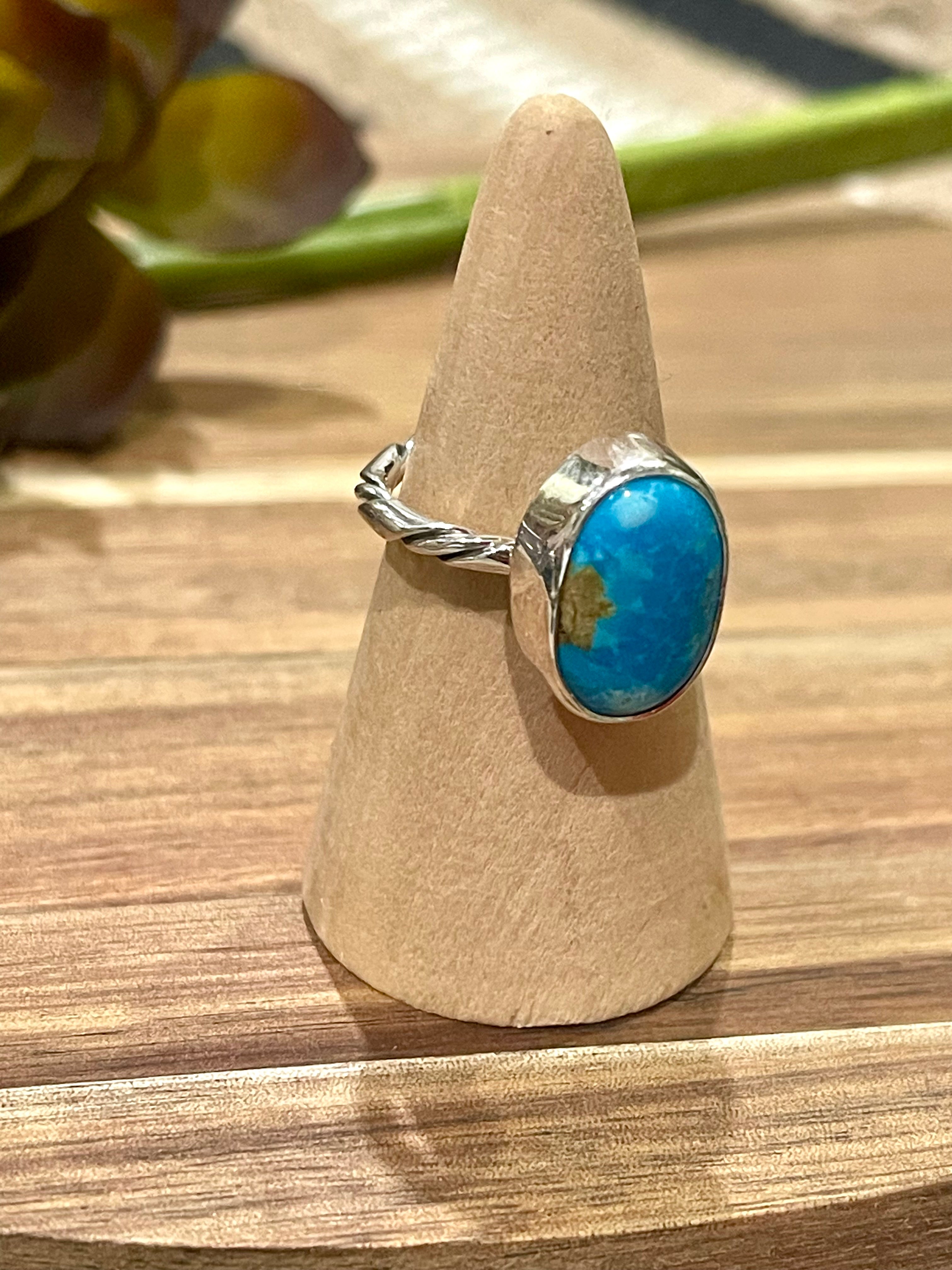 Navajo Turquoise & Sterling Silver Ring Size 7.25