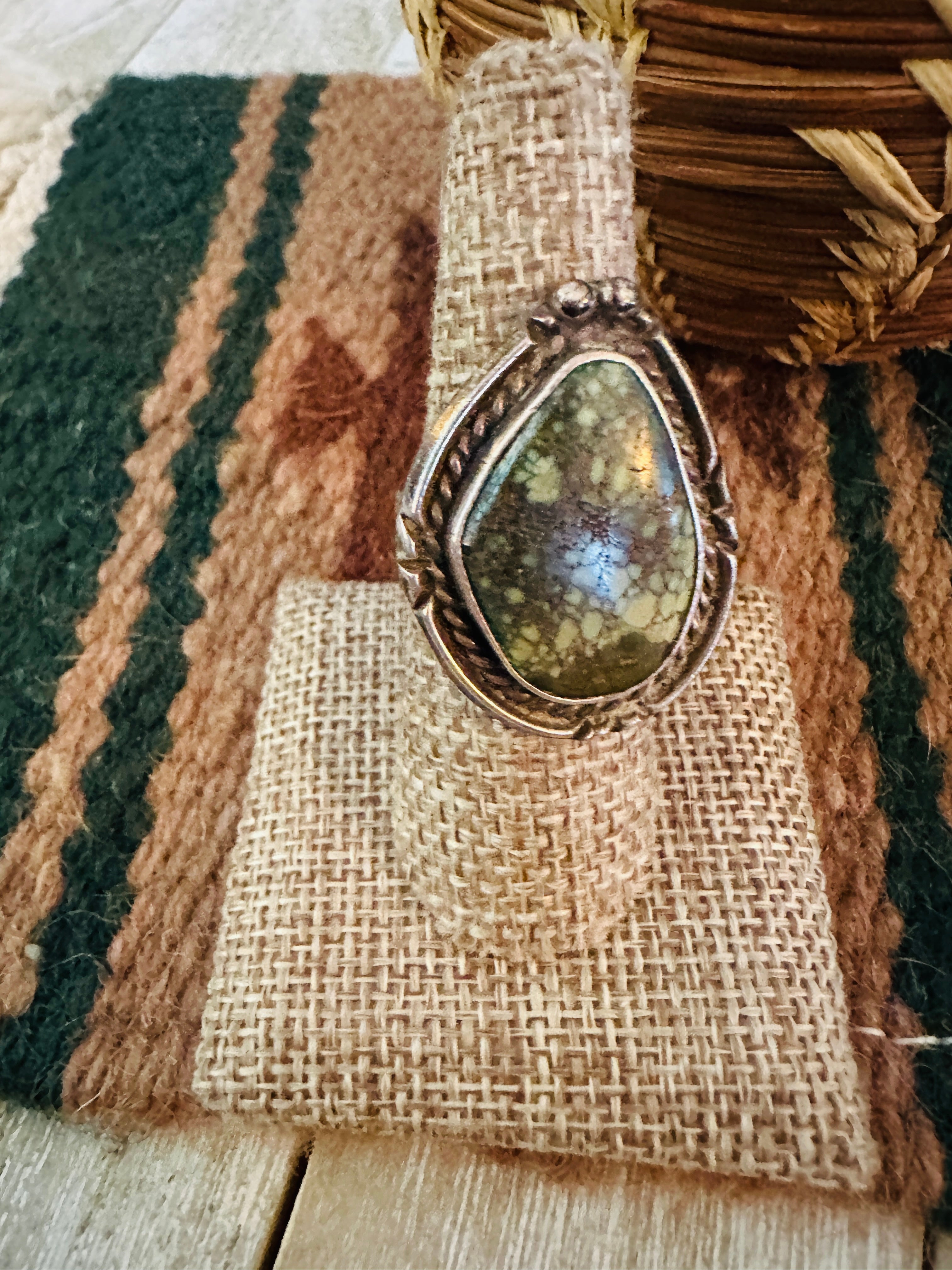 Old Pawn Handcrafted Turquoise & Sterling Silver Ring Size 7