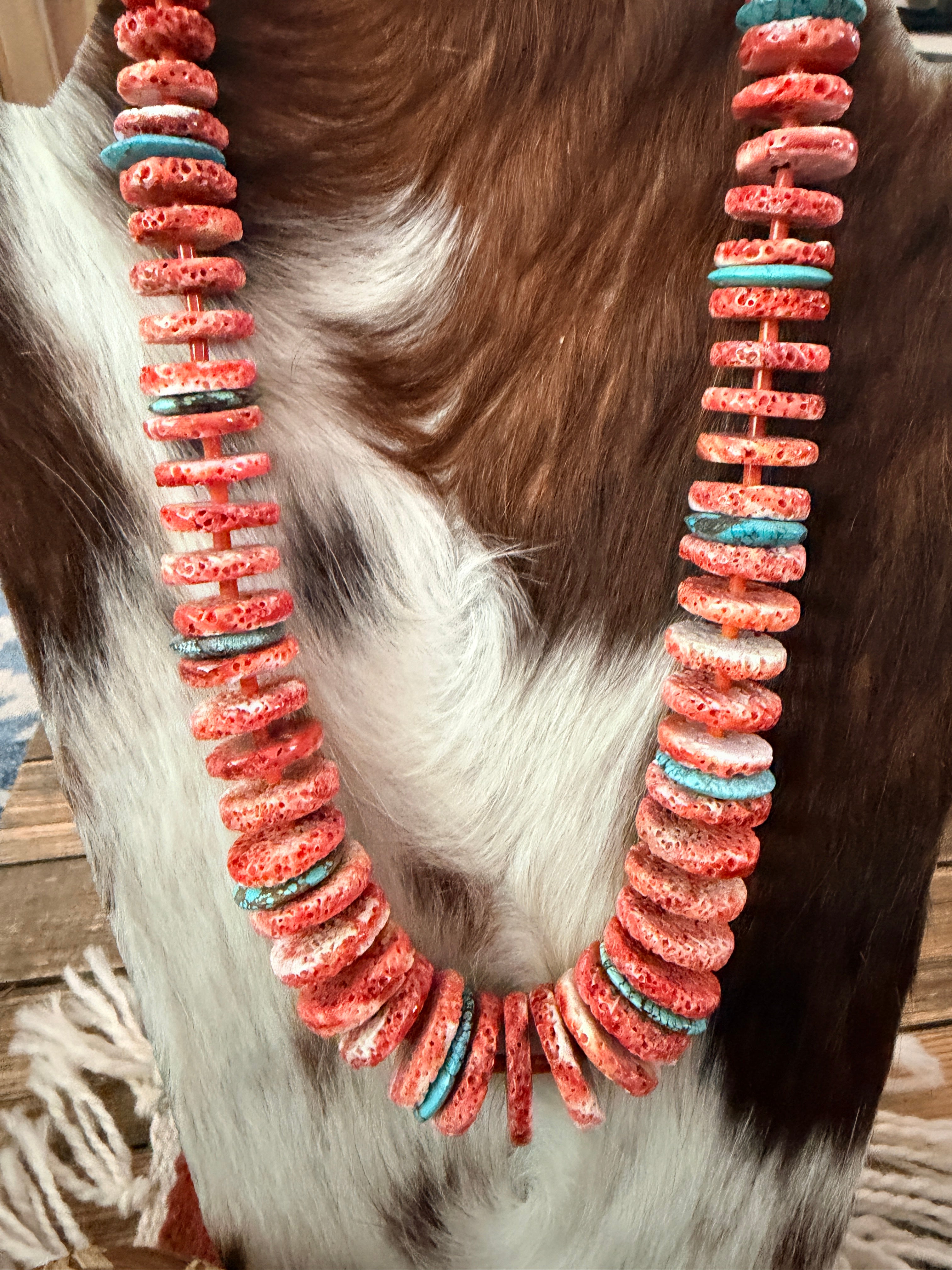 Old Pawn Handcrafted Spiny Oyster & Turquoise Beaded 20” Necklace