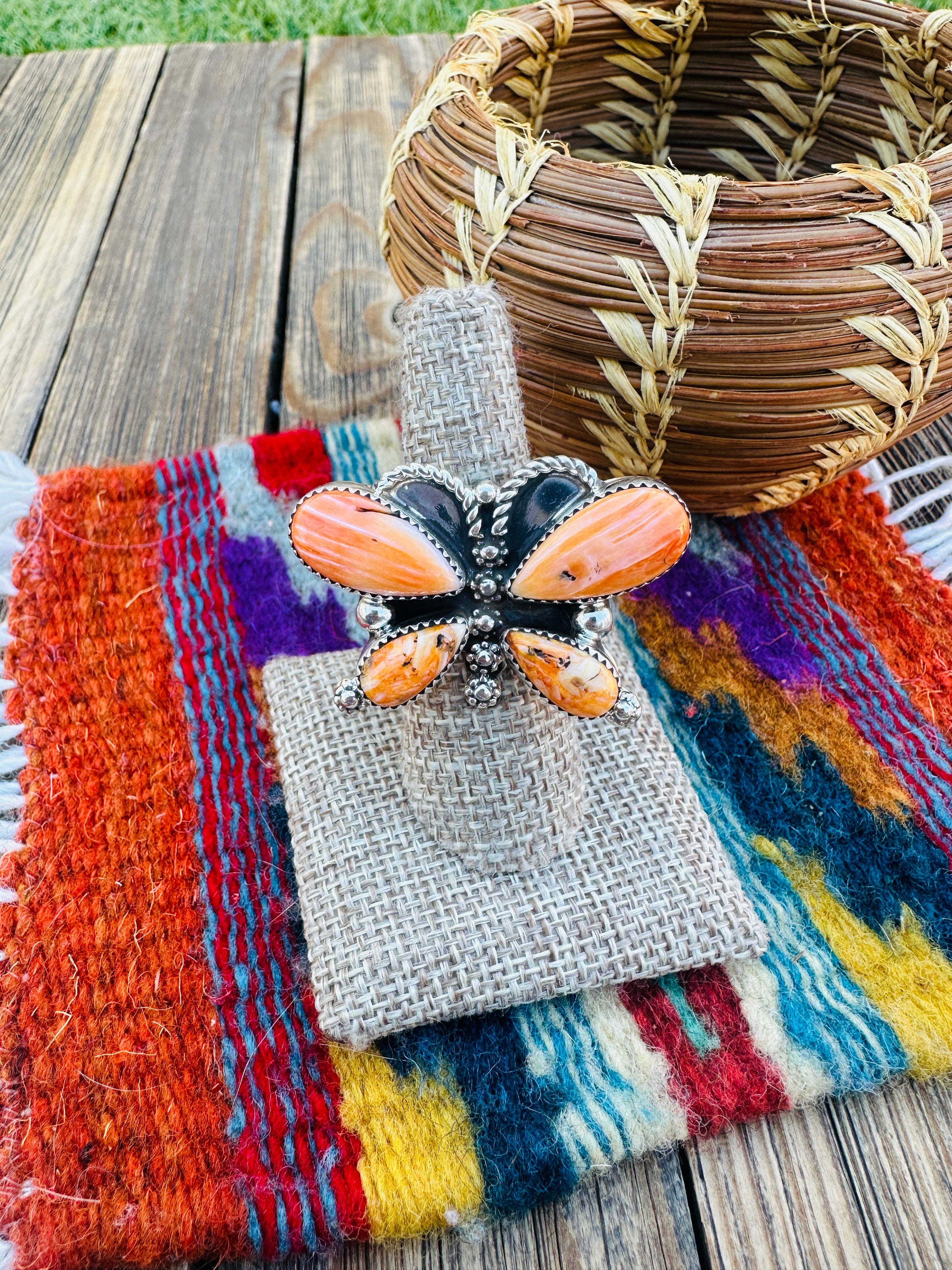 Handcrafted Spiny Oyster & Sterling Silver Dragonfly Ring