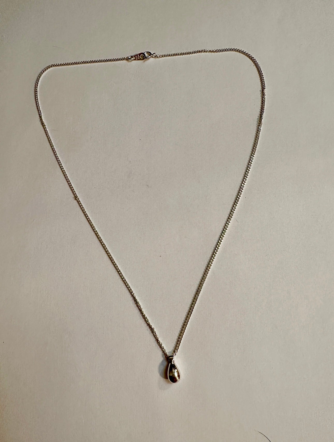 16” Mini Teardrop Necklace